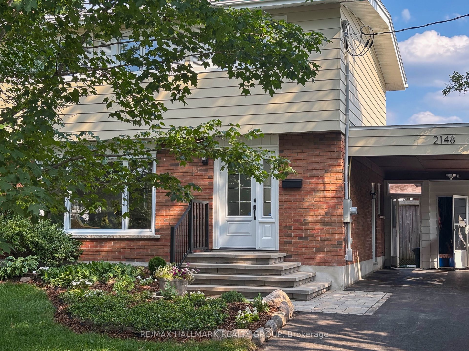 2148 Dunelm Street, Elmvale Acres and Area, ON K1G 2S3