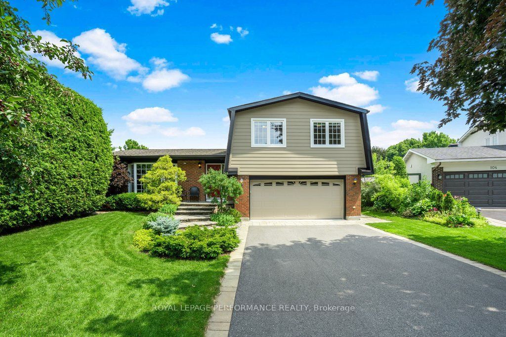 108 Condor Drive, Hunt Club - Windsor Park Village and Area, ON K1V 9C3
