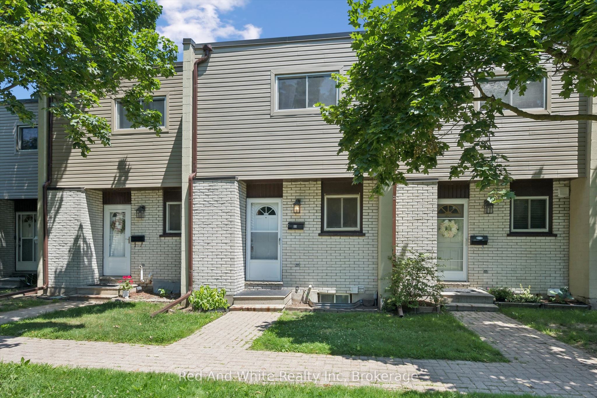 178 Grulke Street 11, Kitchener, ON N2A 1T1