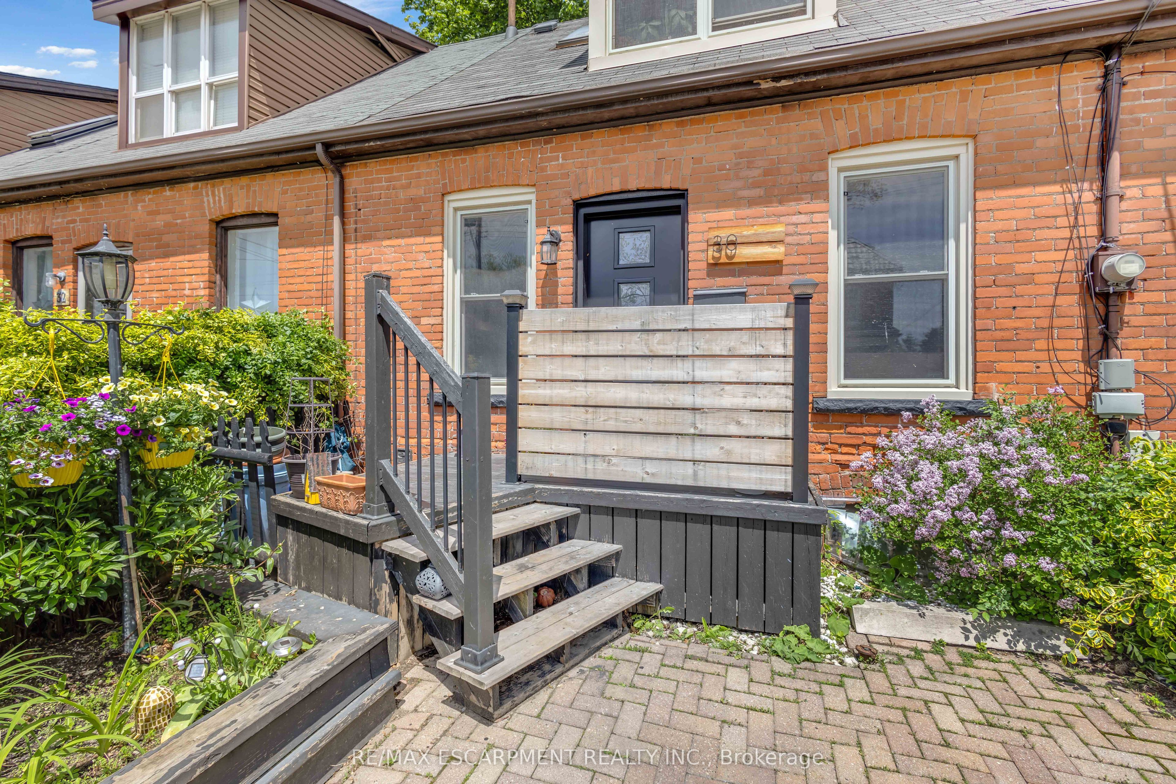 30 Sunset Avenue, Hamilton, ON L8R 1V6 photo 4