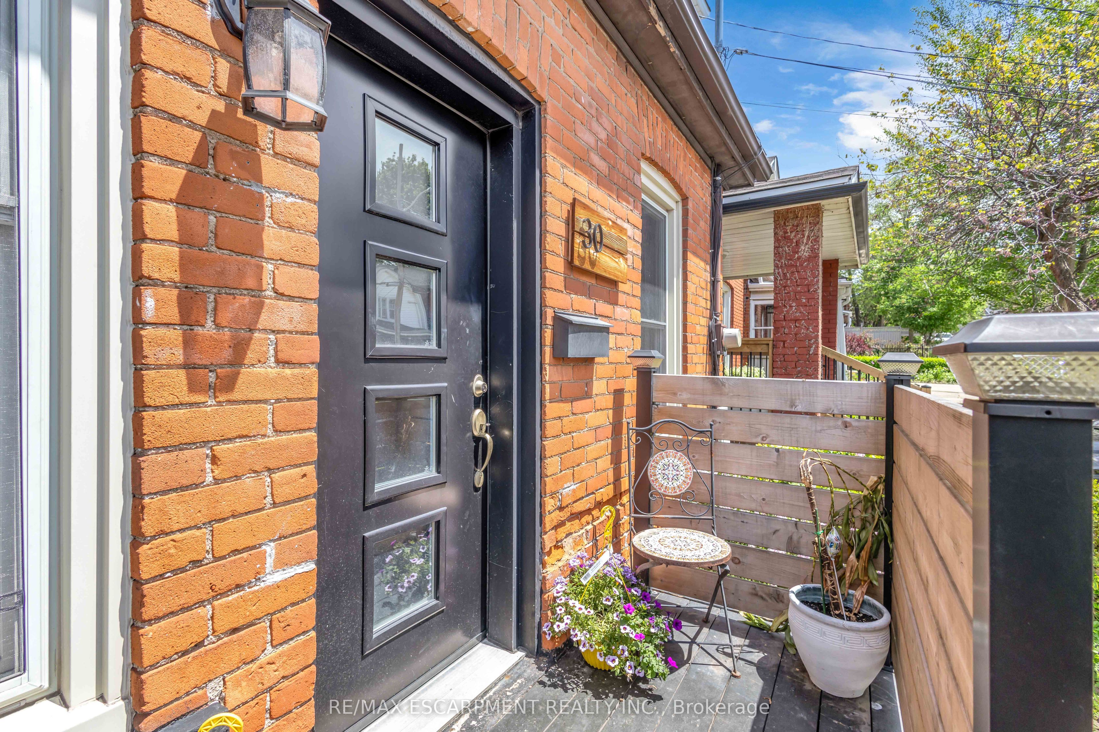 30 Sunset Avenue, Hamilton, ON L8R 1V6 photo 5