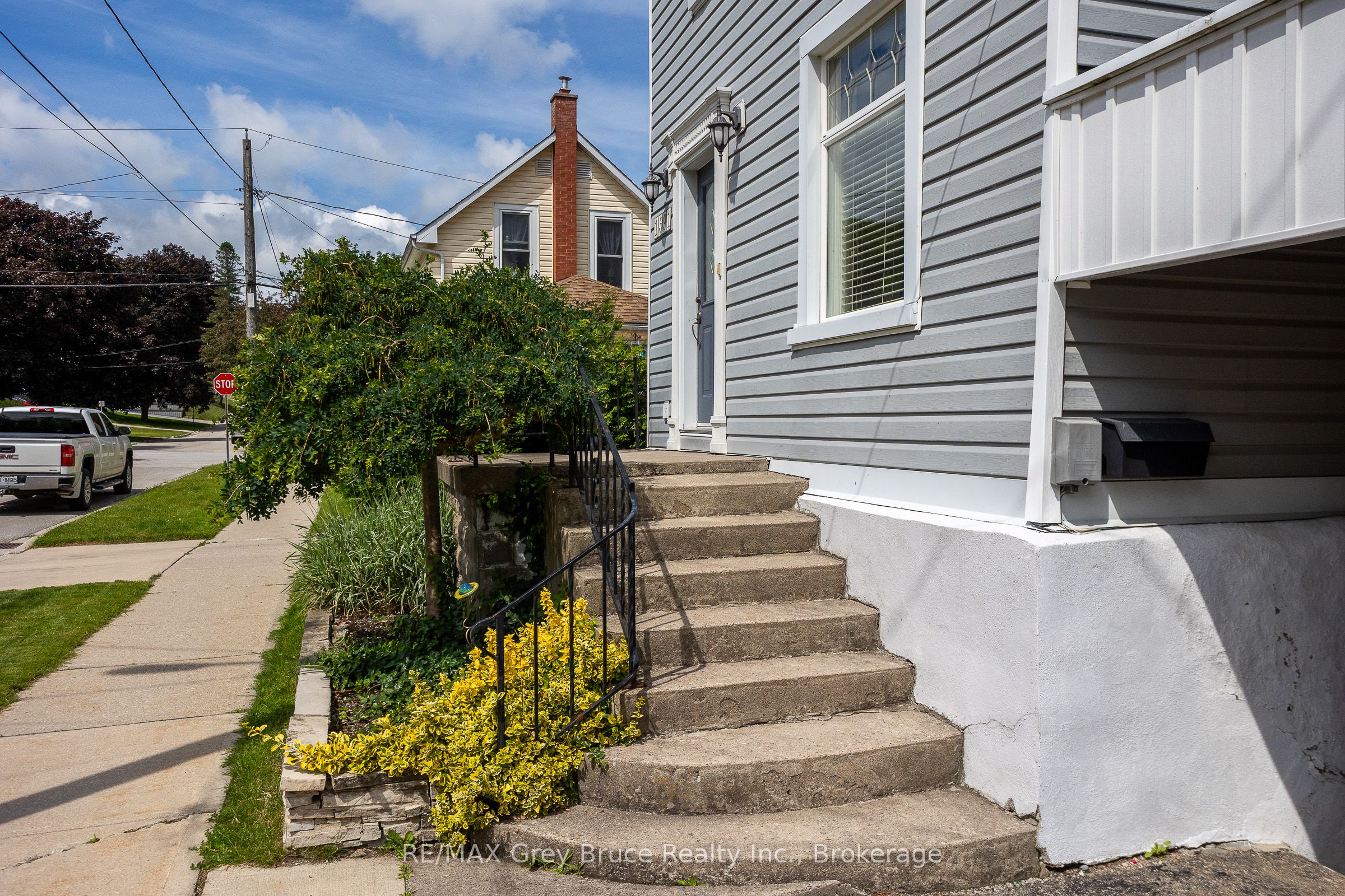 1591 5th Avenue W, Owen Sound, ON N4K 5B4 photo 4