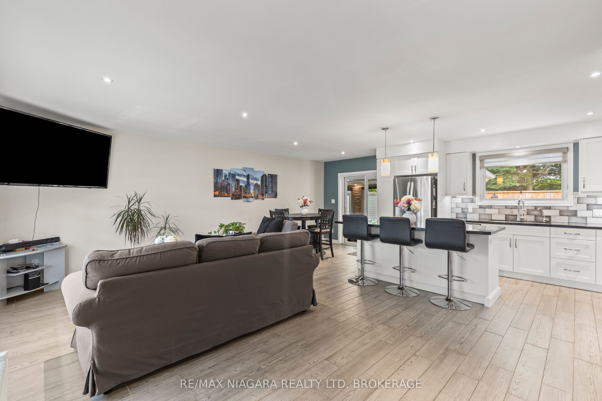 10 Acadia Court, Welland, ON L3C 6J5 photo 5