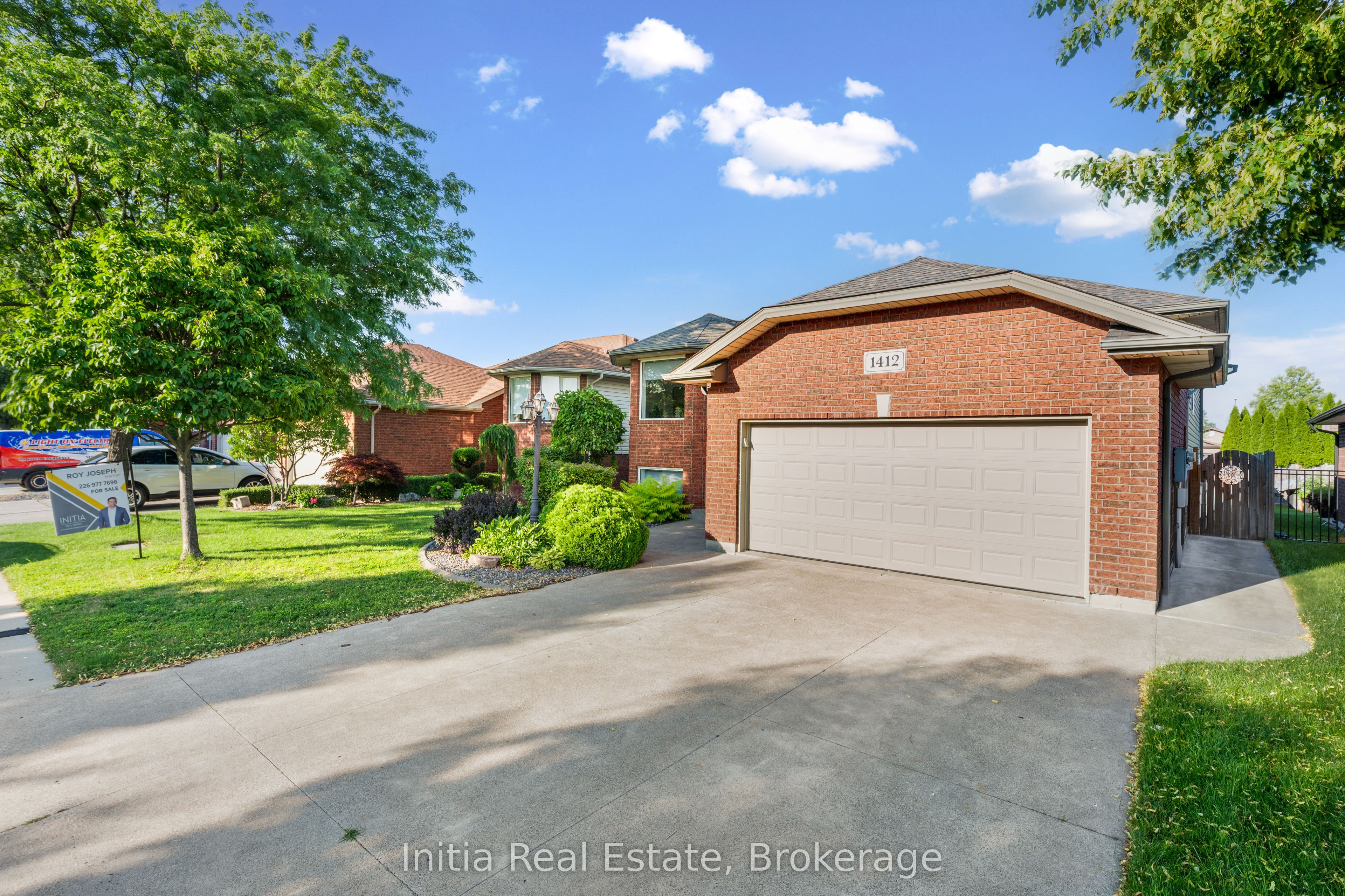 1412 Katella Avenue, Windsor, ON N8P 1R4 photo 2