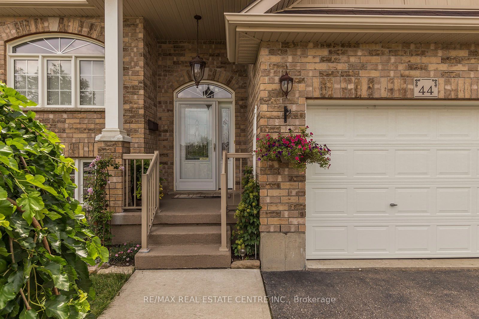 44 Lemon Grass Street, Kitchener, ON N2N 3R5 photo 3