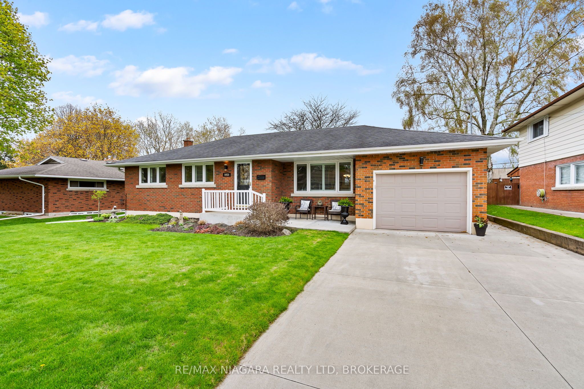 5938 Stevens Street, Niagara Falls, ON L2E 3A3 photo 2