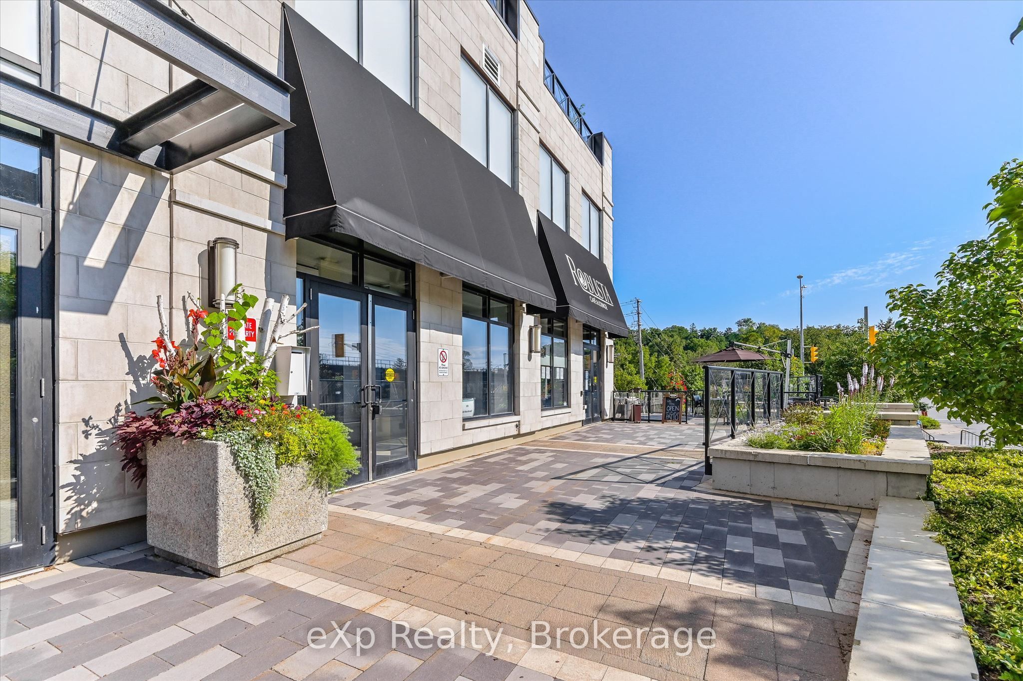 160 Macdonell Street 308, Guelph, ON N1H 0A9 photo 3