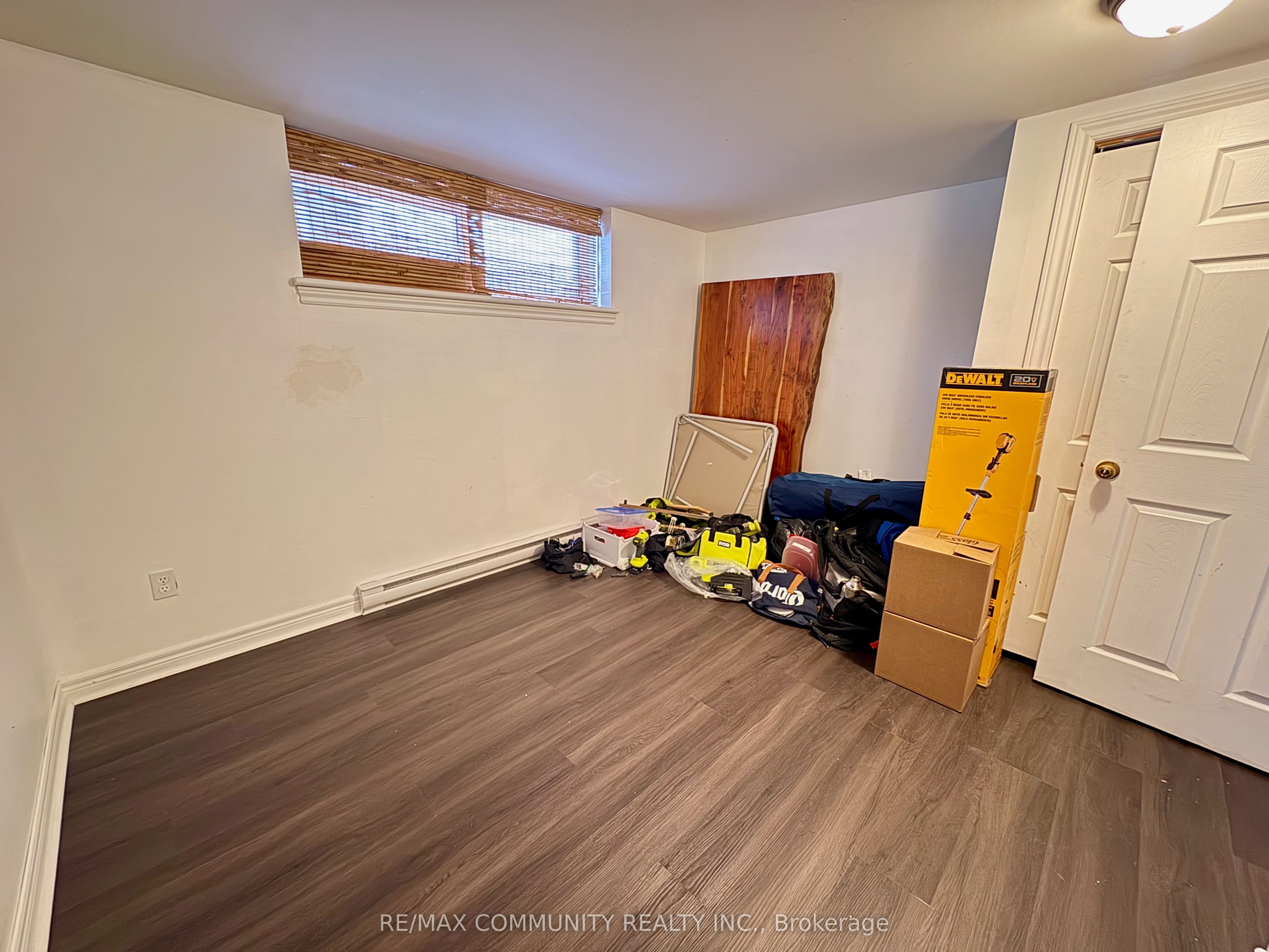693 Hawley Street BSMT, Peterborough, ON K9J 4C7 photo 4