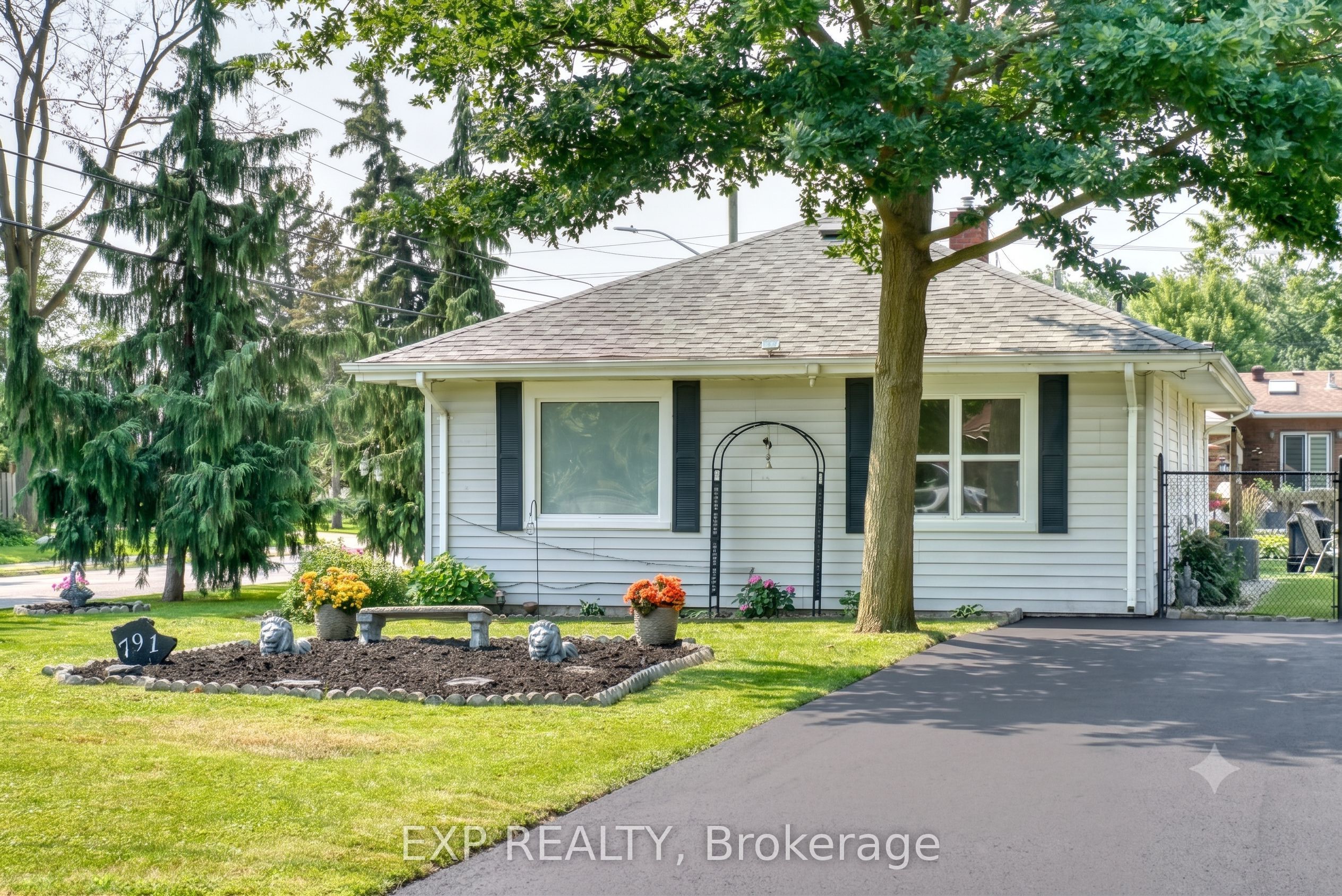 791 Scofield Avenue, Windsor, ON N9G 1L4 photo 3