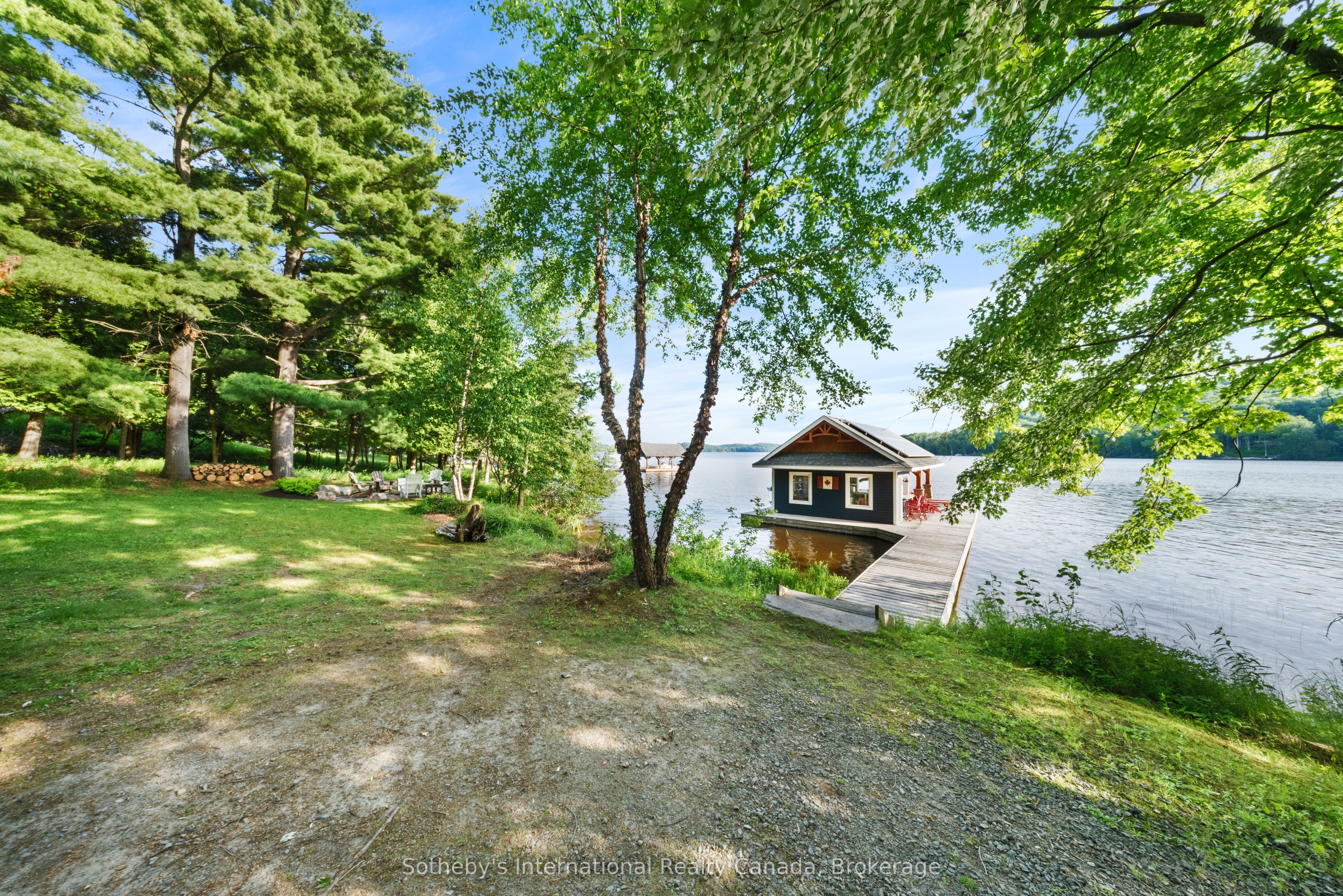 743 Skyhills Road, Huntsville, ON P1H 2N5 photo 3