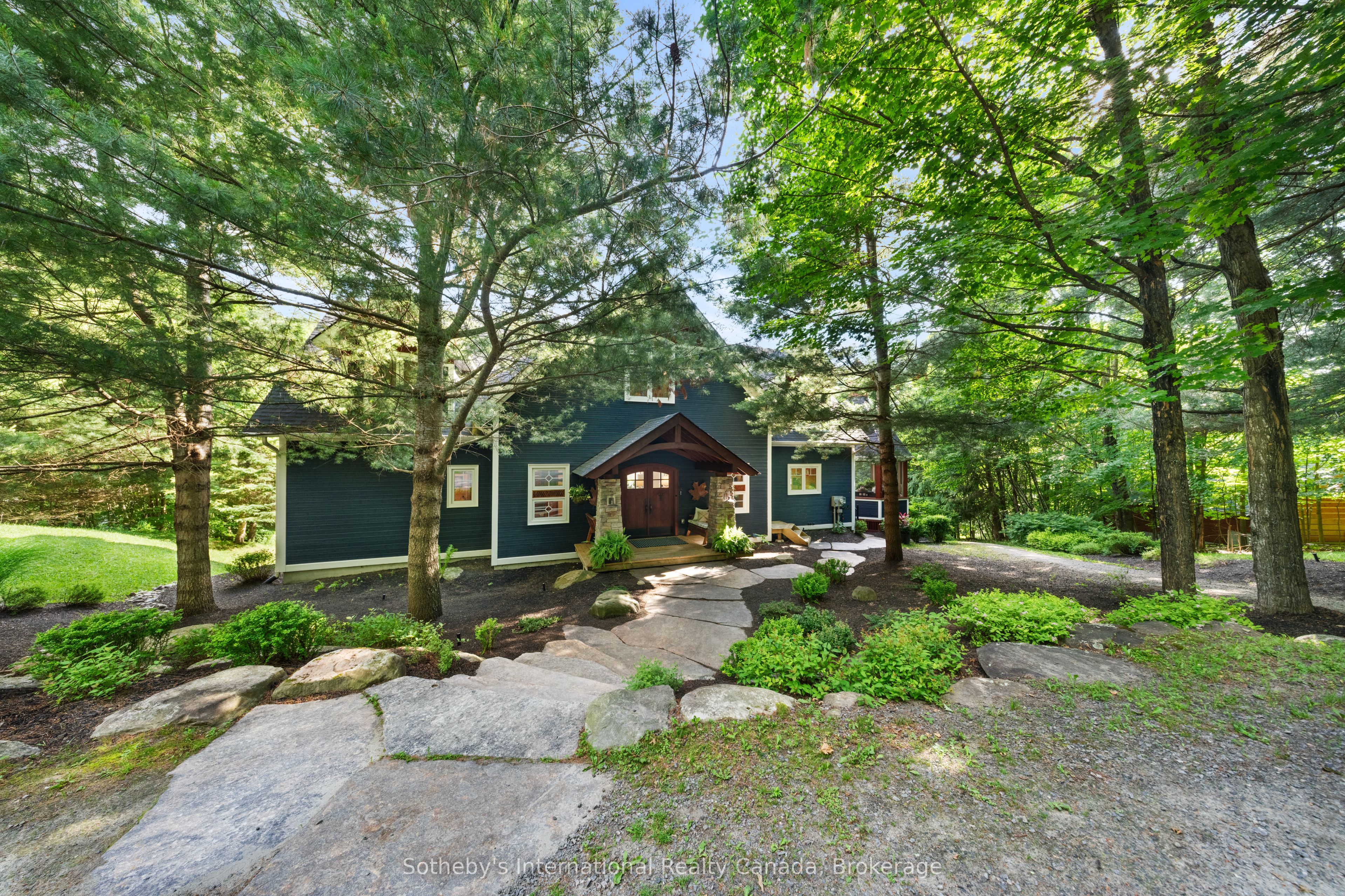 743 Skyhills Road, Huntsville, ON P1H 2N5 photo 4