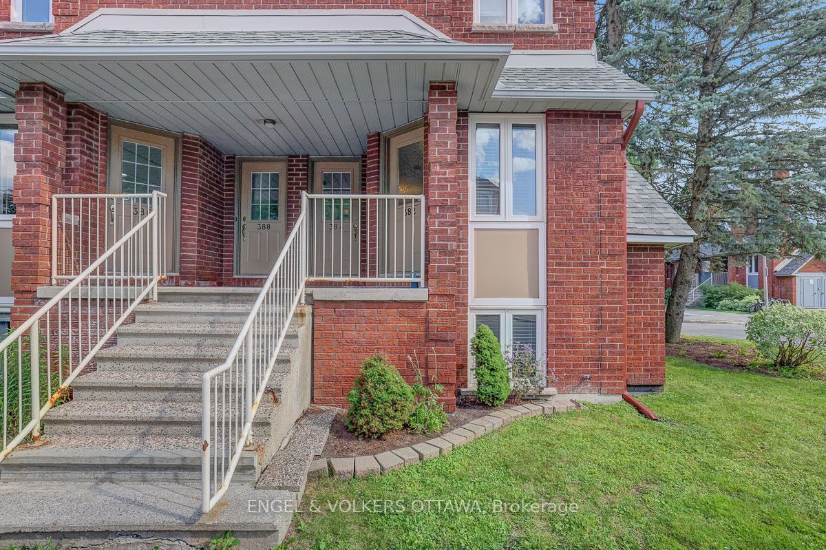 382 Briston Private 1, Hunt Club - South Keys and Area, ON K1G 5R2