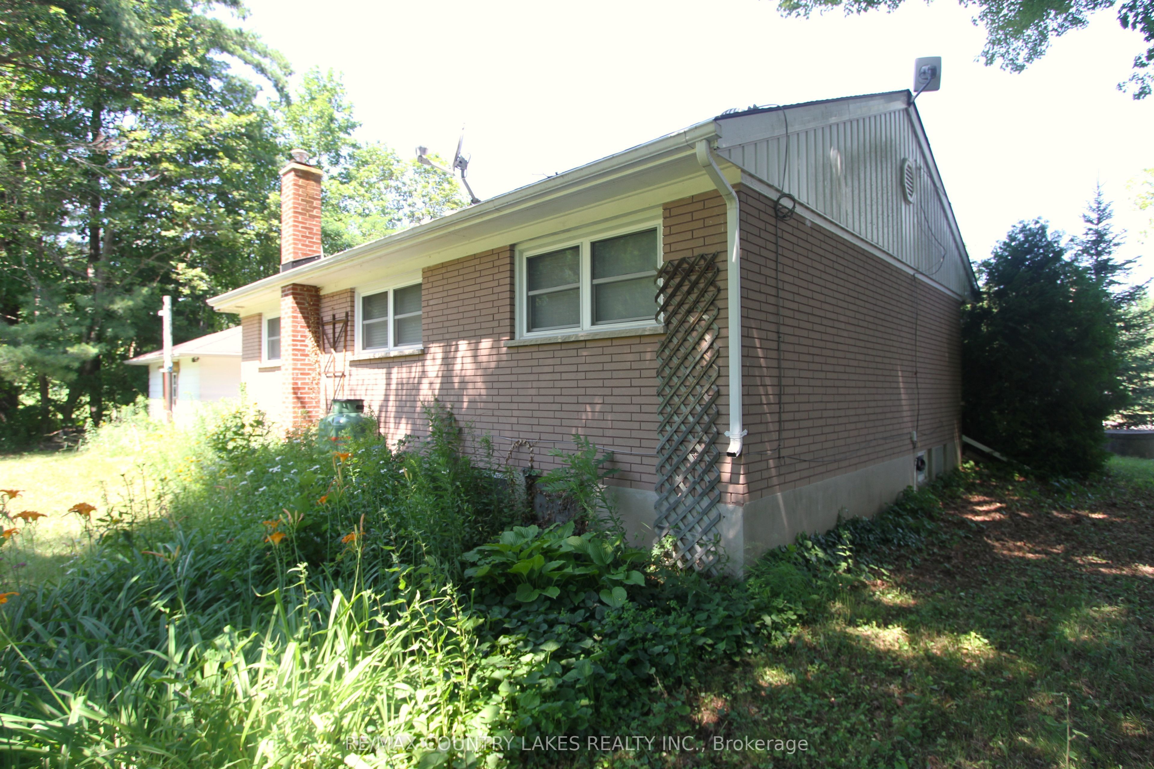 986 Portage Road, Kawartha Lakes, ON K0M 2B0 photo 3