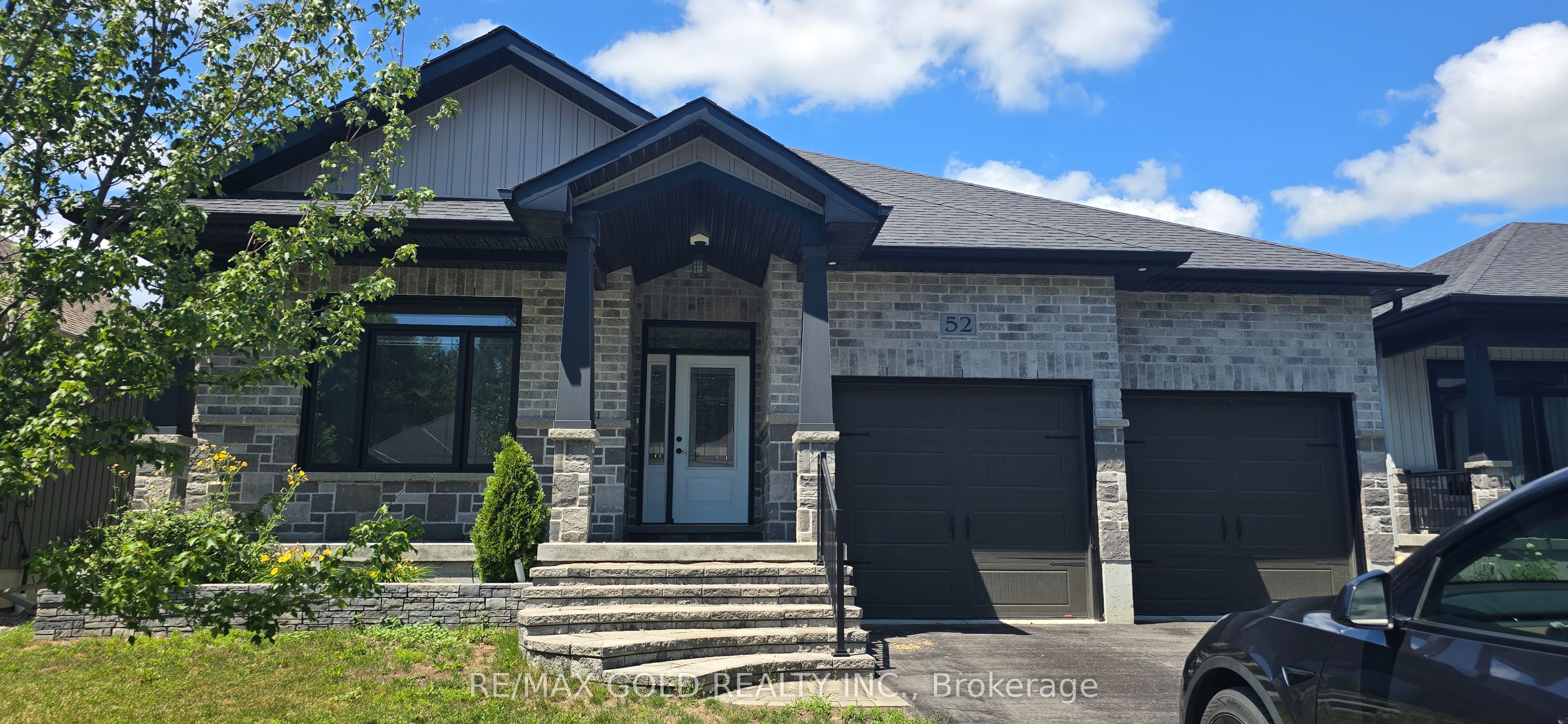 52 Ambrosia Terrace, Quinte West, ON K8V 0G6