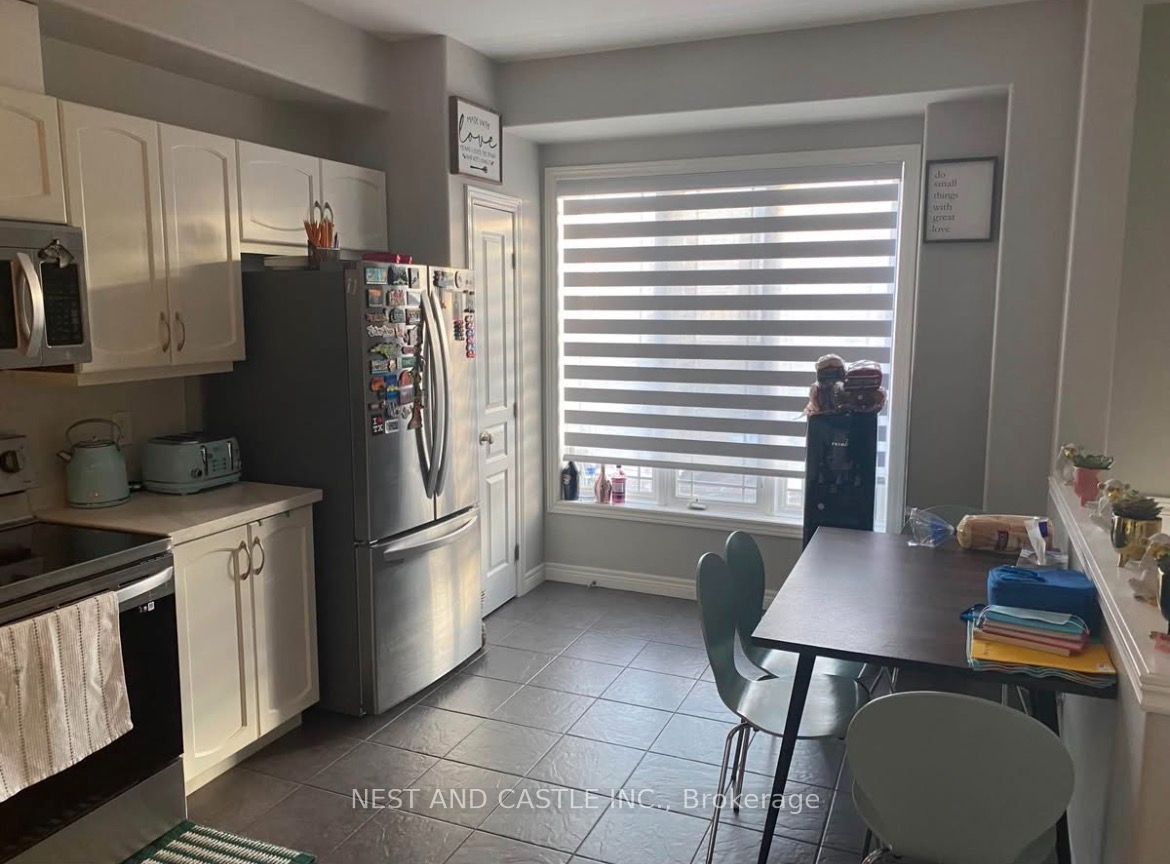 26 Hemlock Way, Grimsby, ON L3M 0A7 photo 3