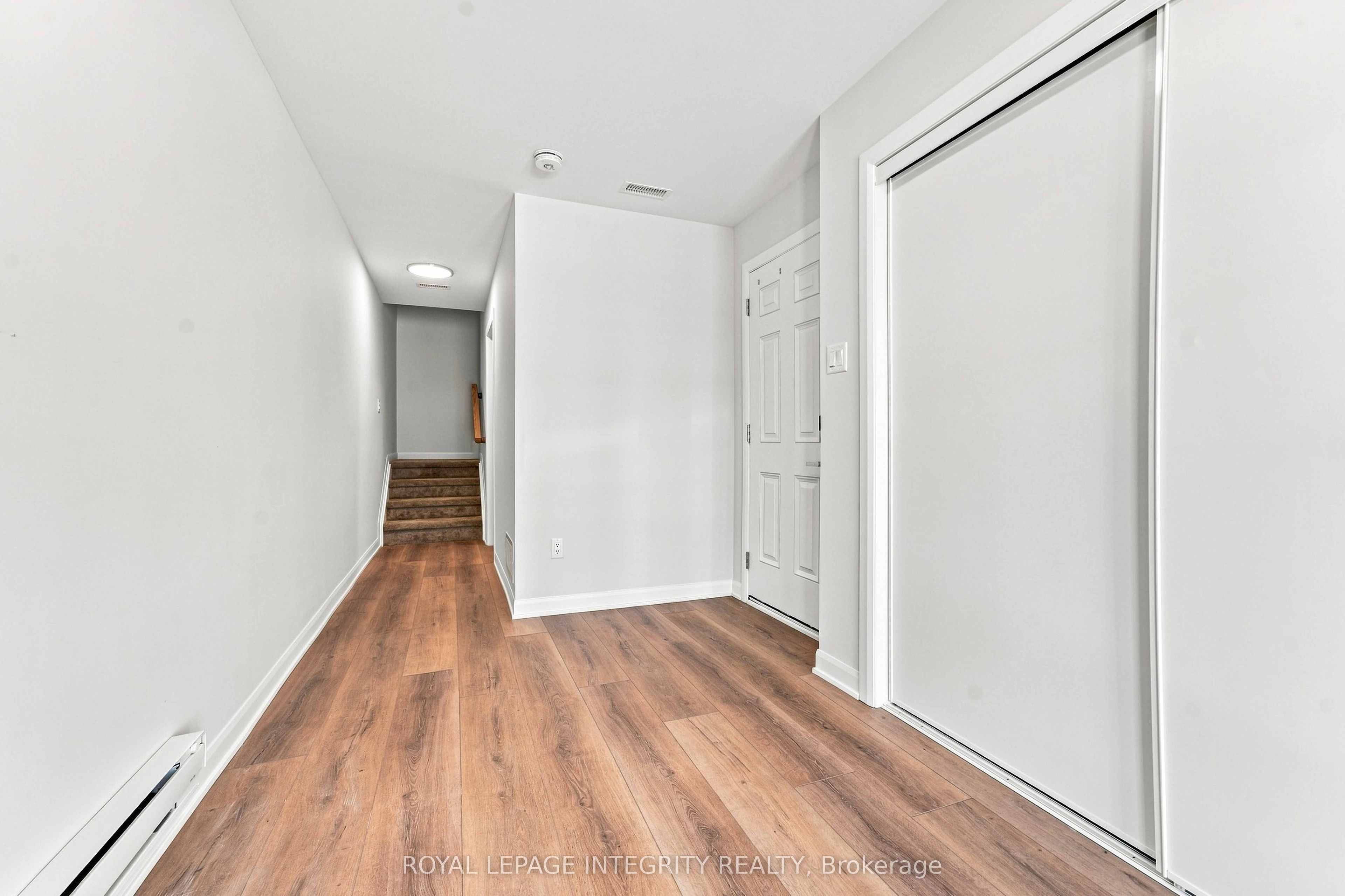 762 Tadpole Crescent, Barrhaven, ON K2J 7M9 photo 3