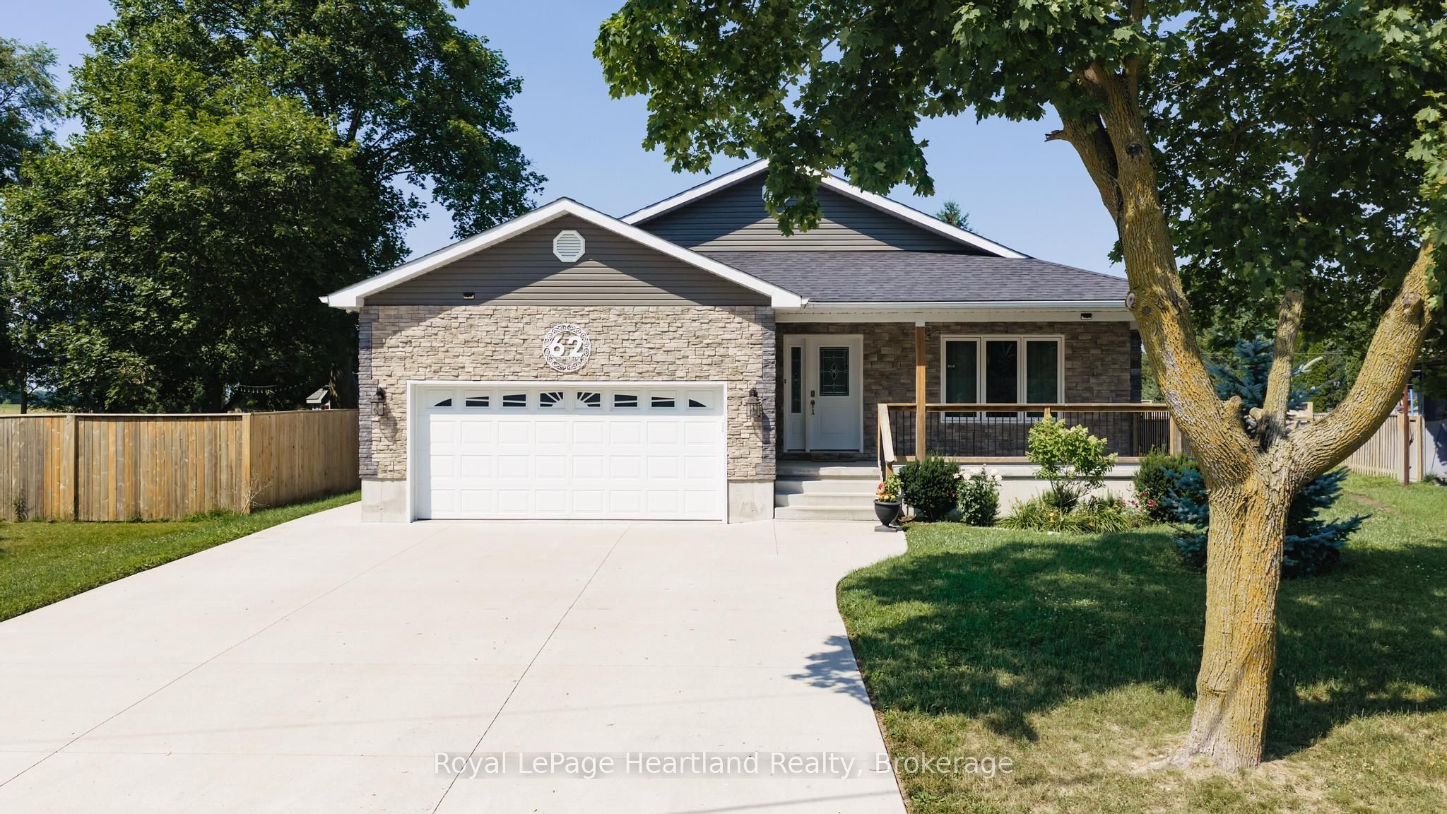 62 Victoria Boulevard, Huron East, ON N0M 1L0
