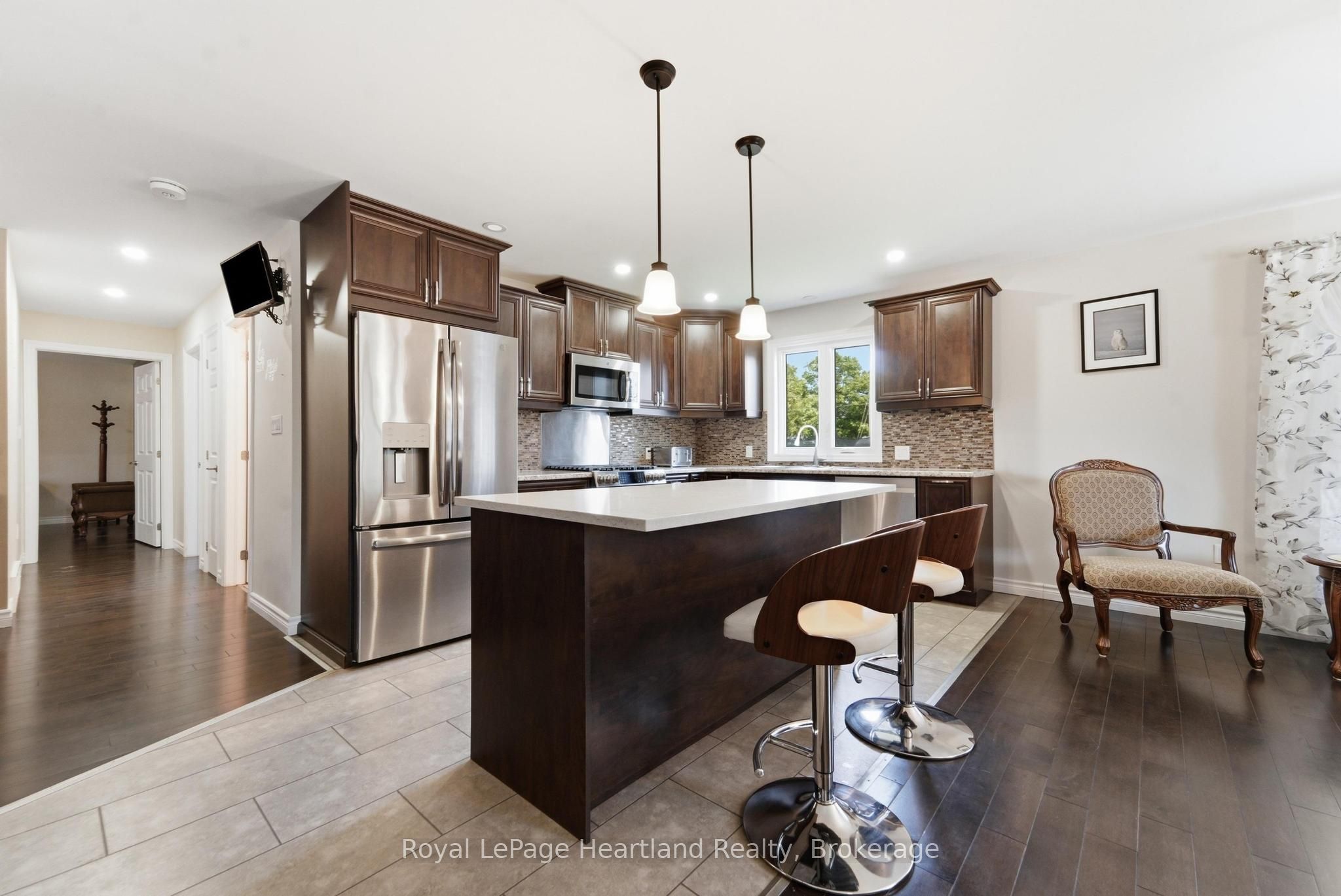 62 Victoria Boulevard, Huron East, ON N0M 1L0 photo 3