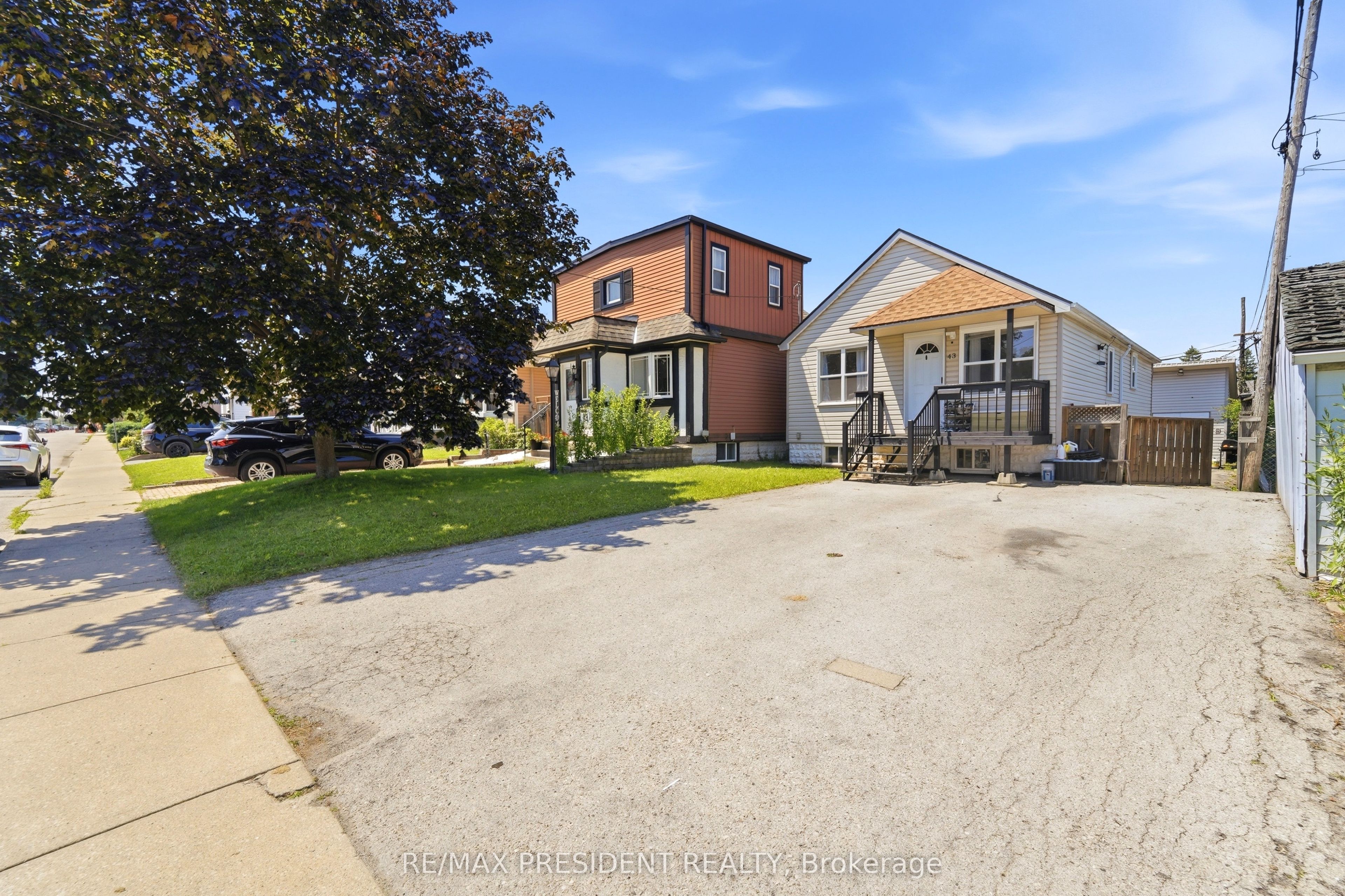 43 Adair Avenue N, Hamilton, ON L8H 6A5