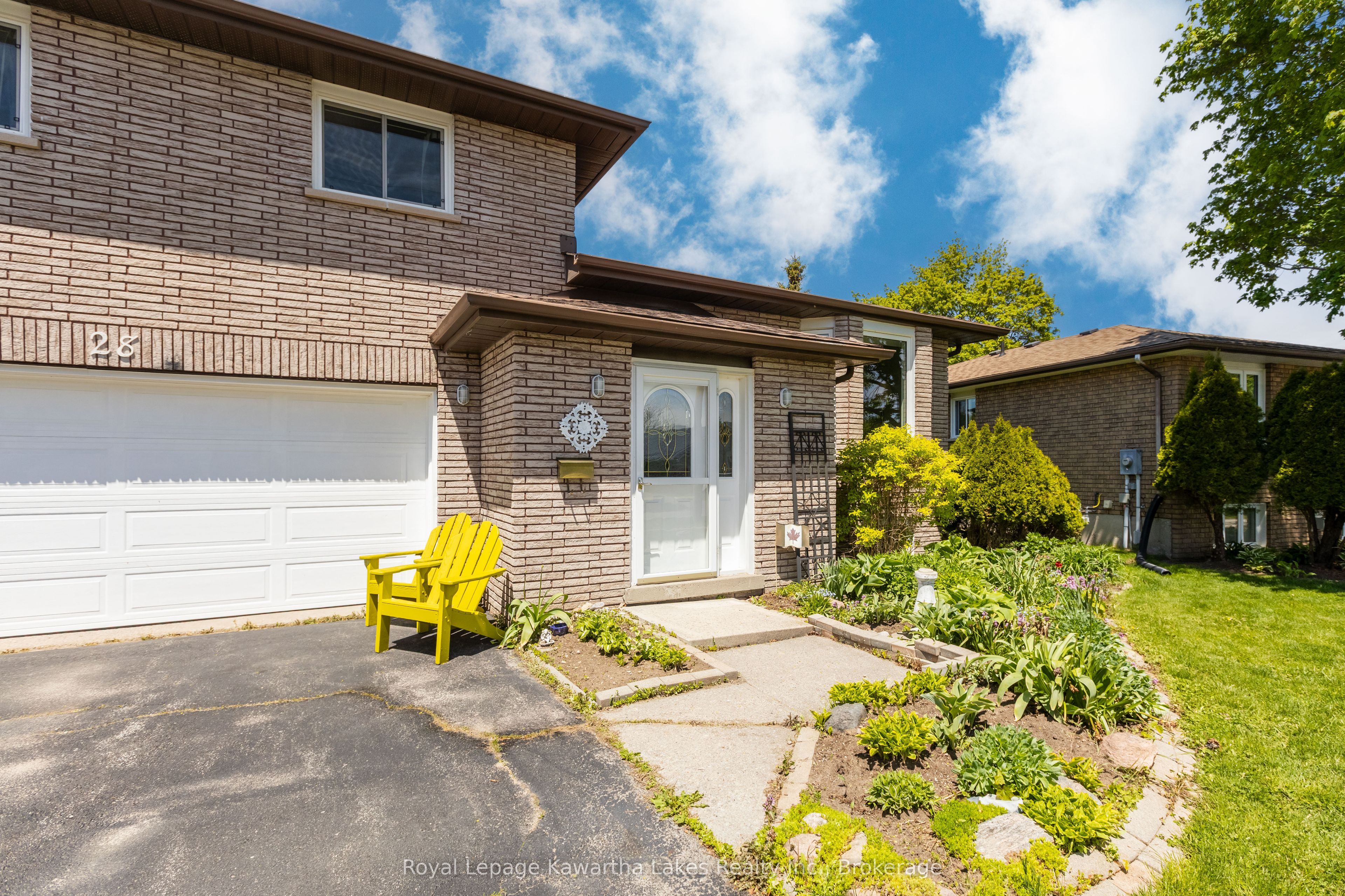 28 Andrew Drive, Kawartha Lakes, ON K9V 5W6 photo 2