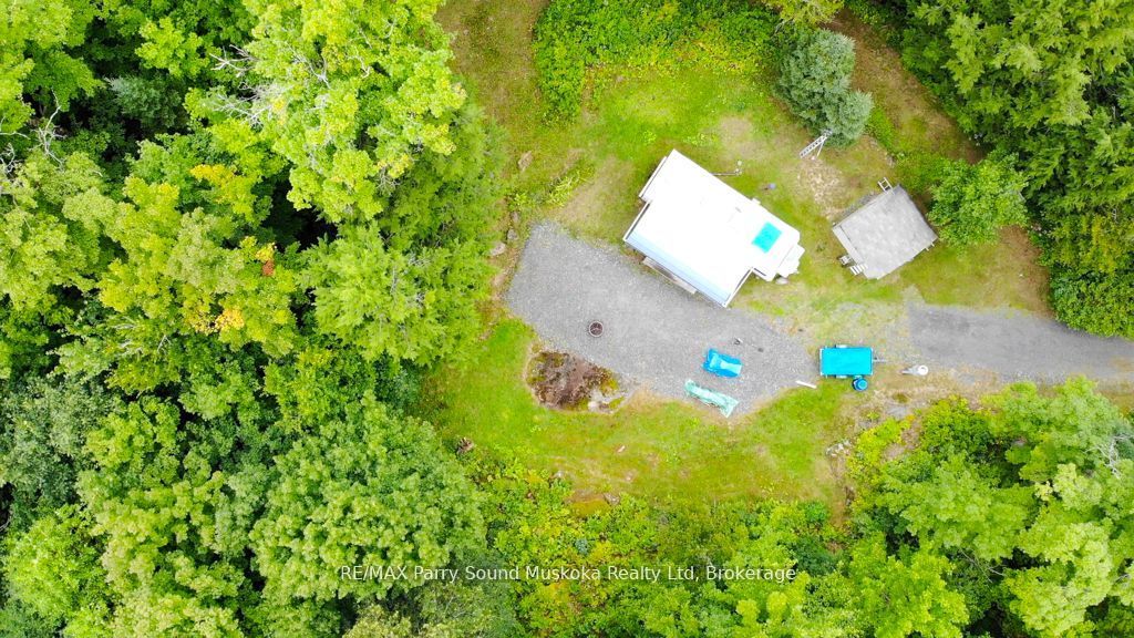 335 Centre Road, McKellar, ON P2A 0B4 photo 4