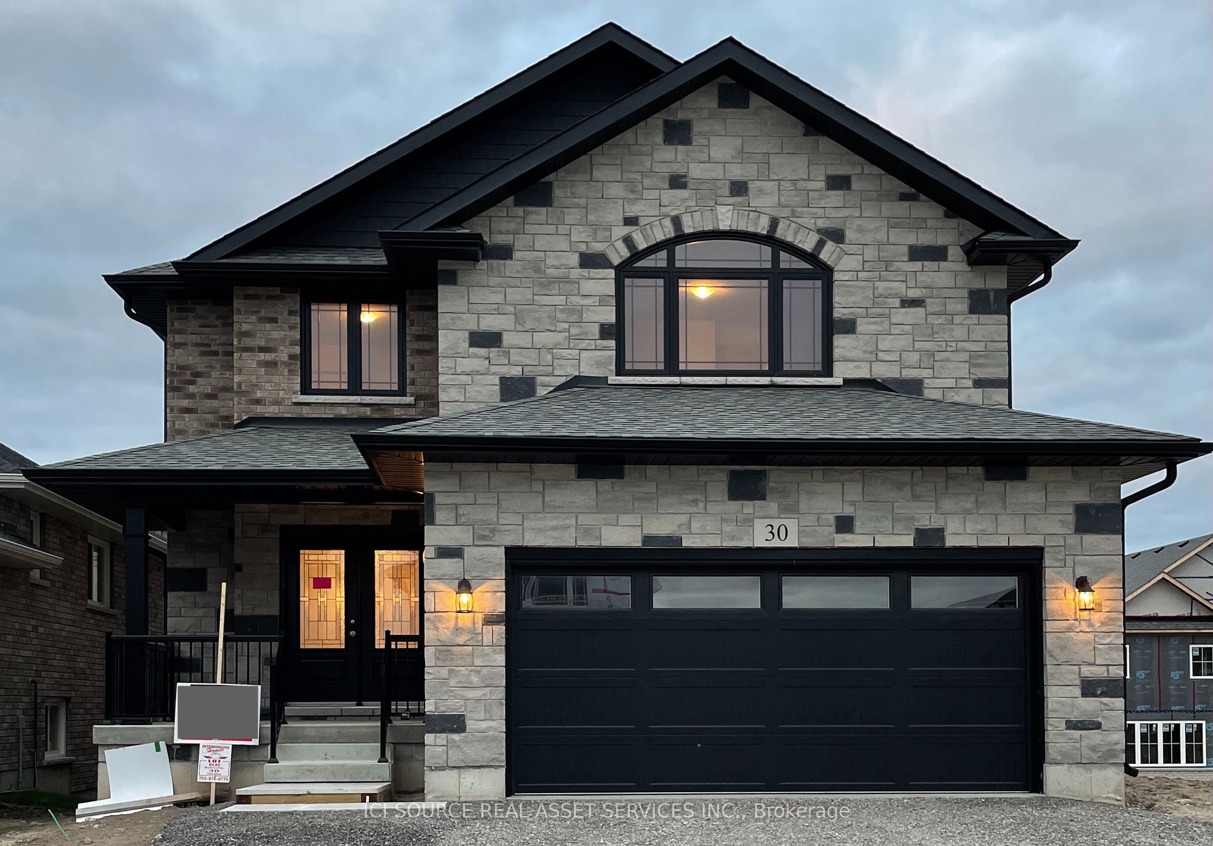 30 York Drive B, Peterborough, ON K9K 0H1 photo 3