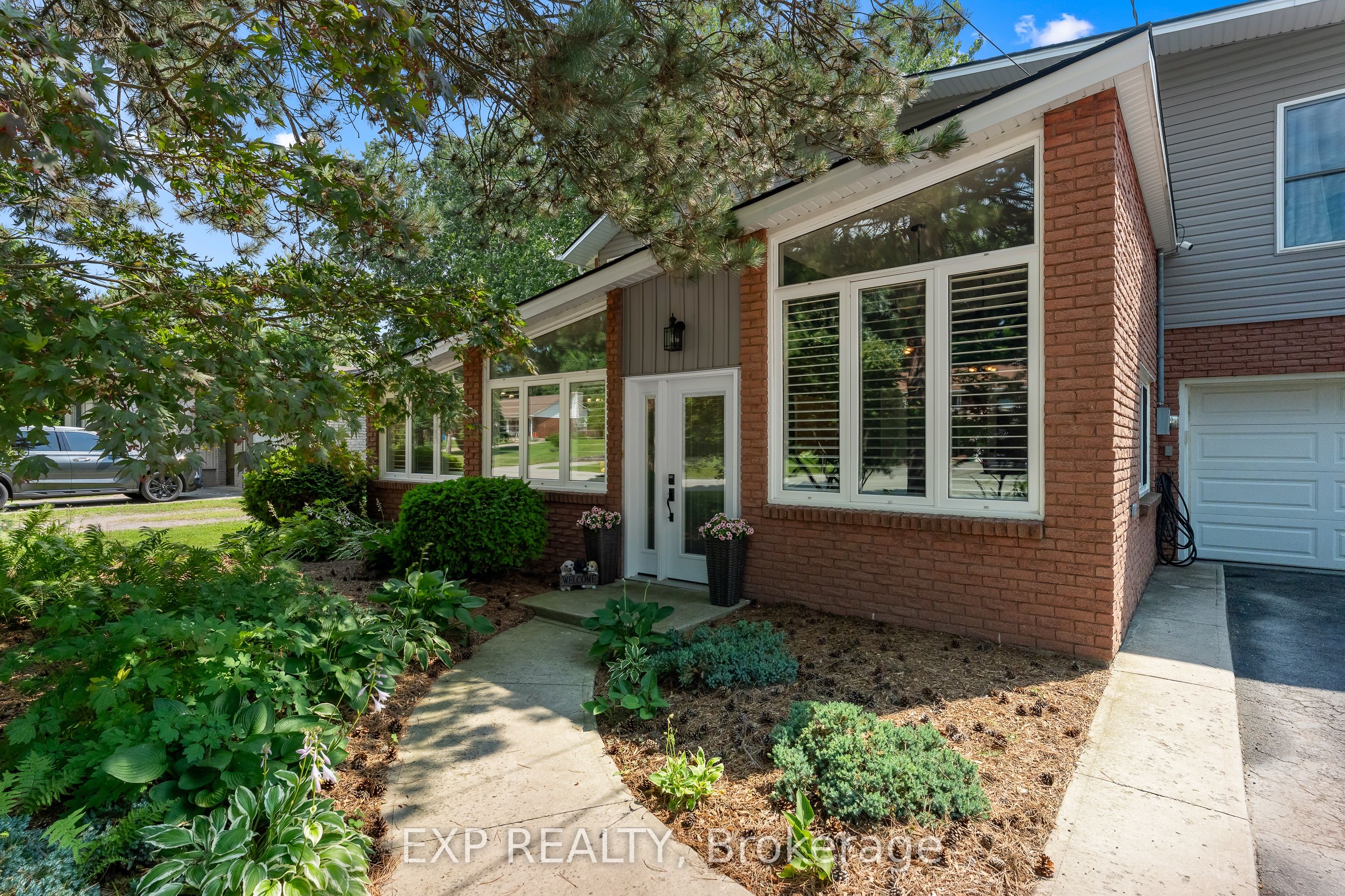 9 Stella Street, Pelham, ON L3E 0T6 photo 3