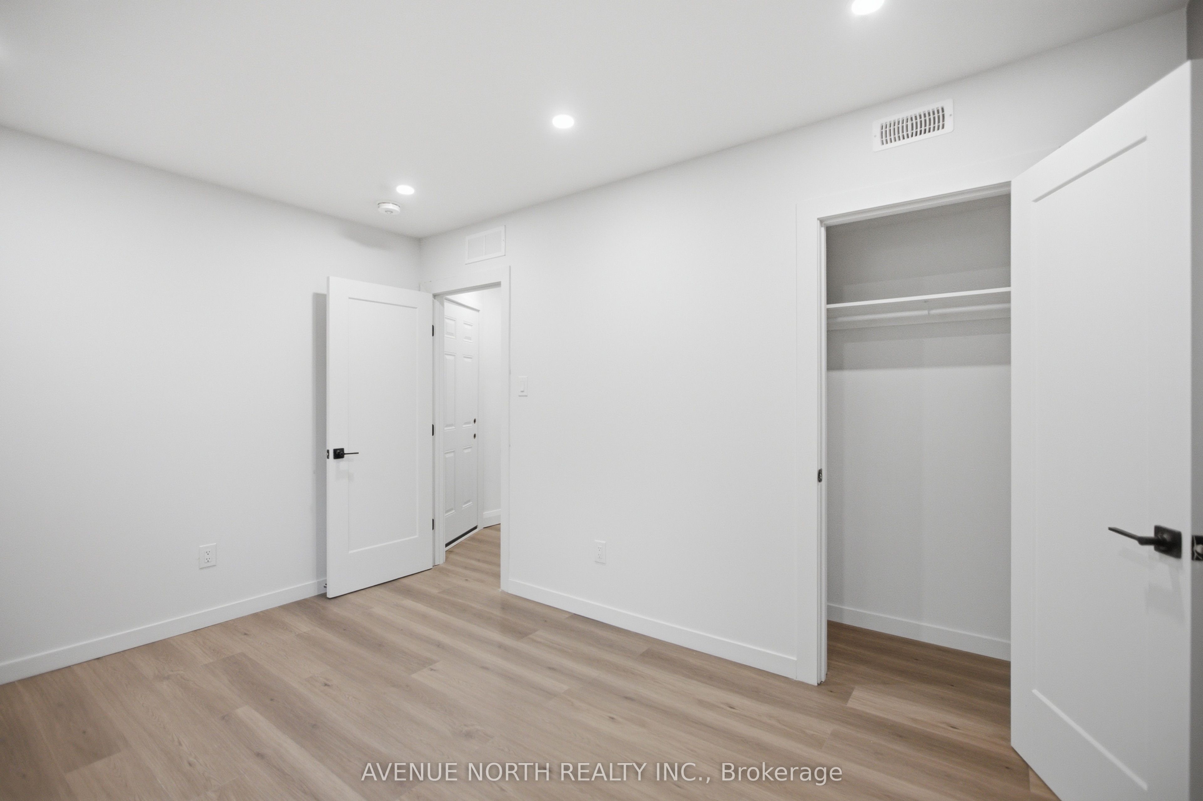 180 Clarence Street 4, Lower Town - Sandy Hill, ON K1N 5P8 photo 3