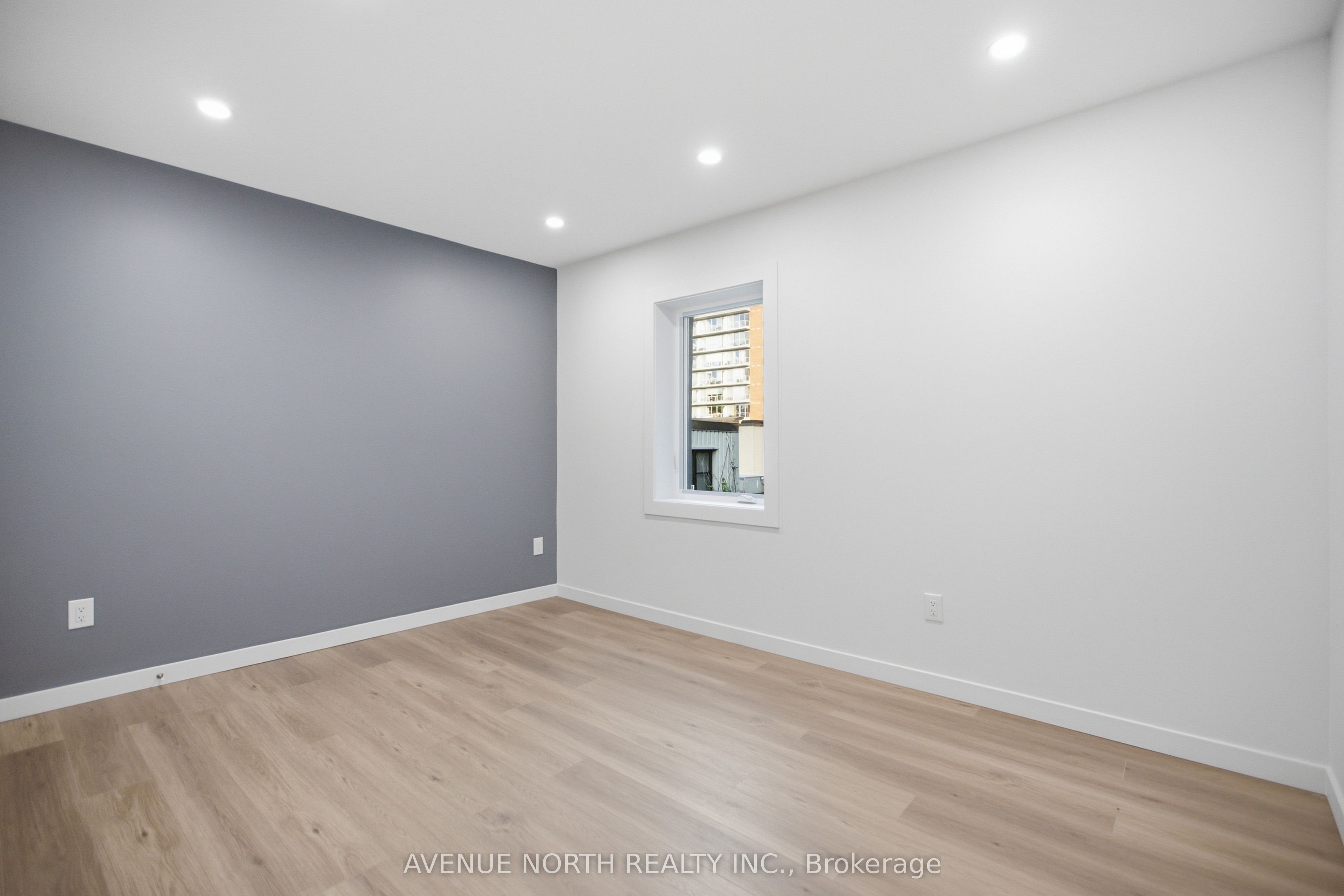 180 Clarence Street 4, Lower Town - Sandy Hill, ON K1N 5P8 photo 4