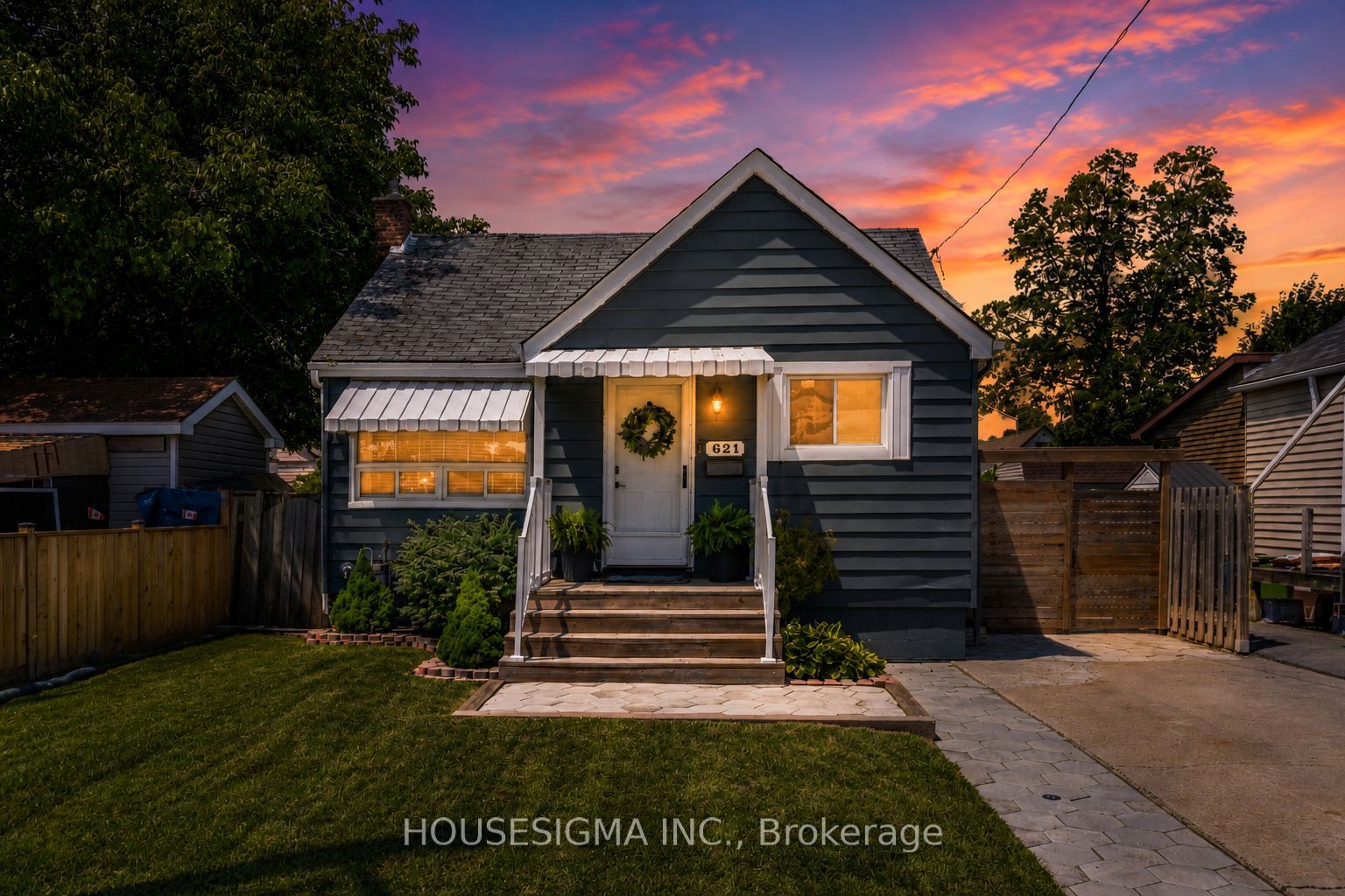 621 Tate Avenue, Hamilton, ON L8H 6L4