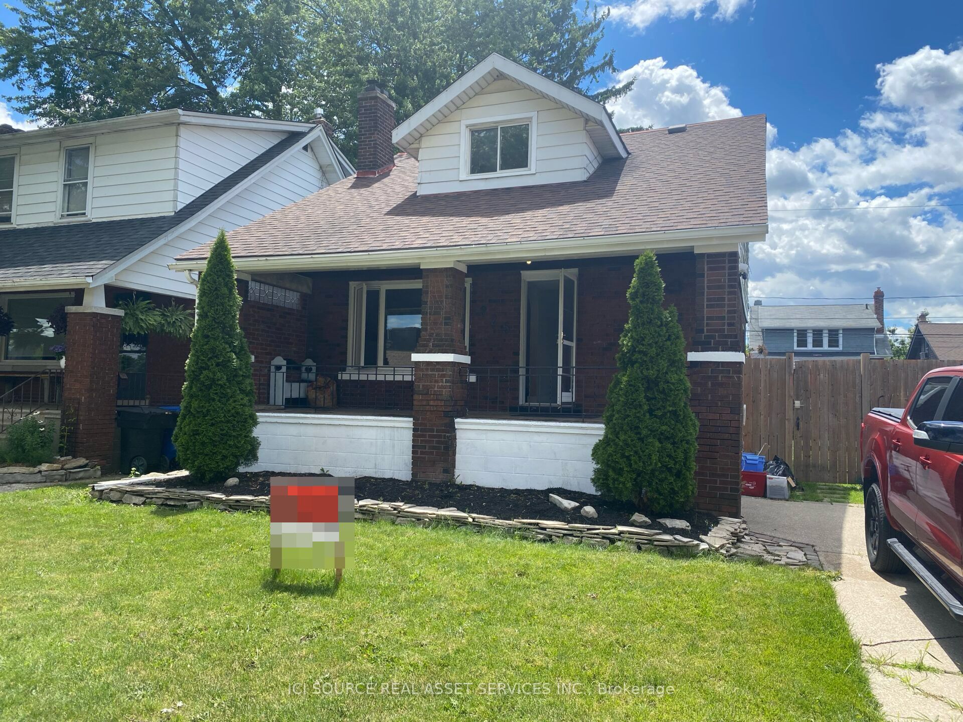 825 Raymo Road, Windsor, ON N8Y 4A5 photo 2