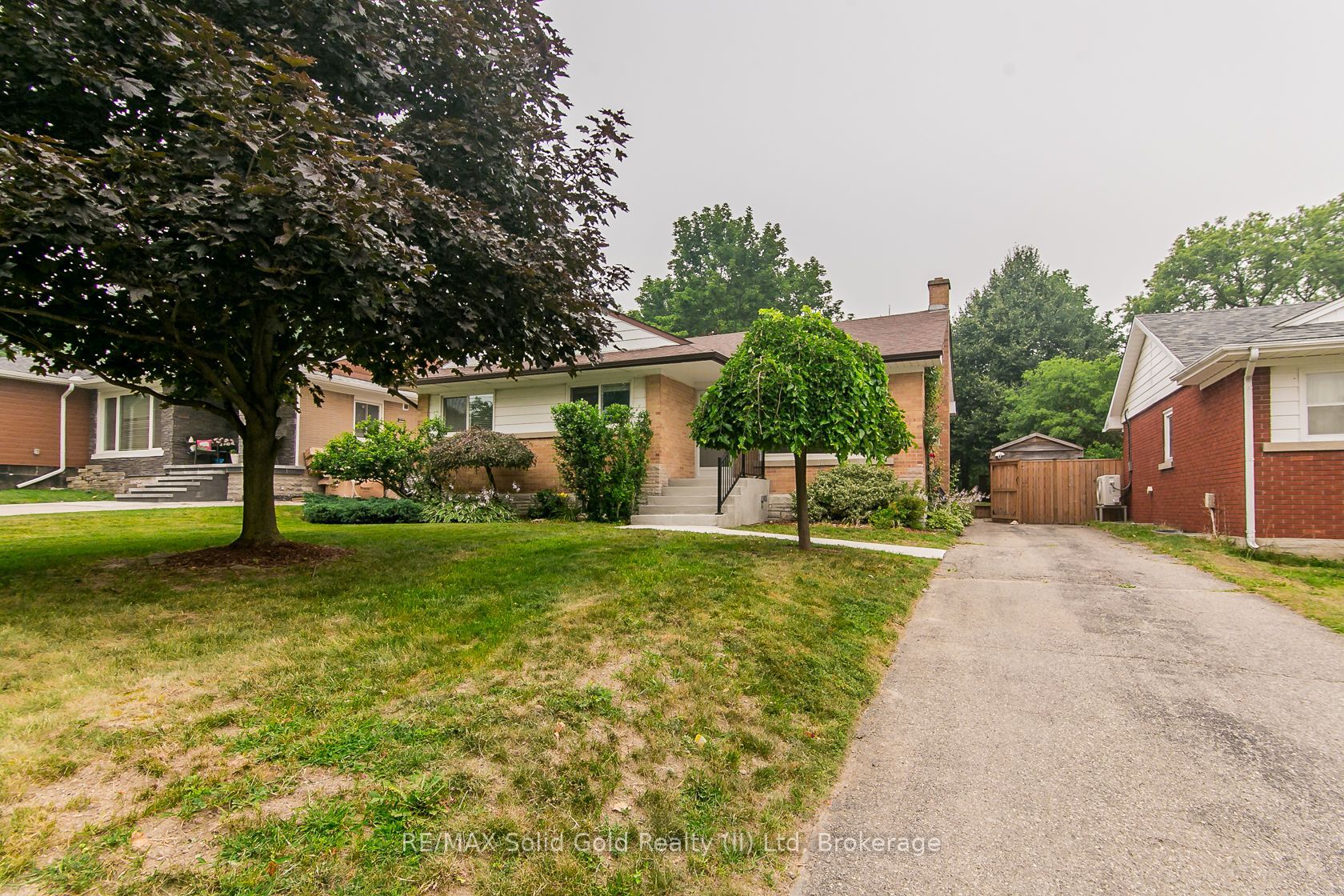 210 Dawson Street, Waterloo, ON N2L 1S4 photo 4