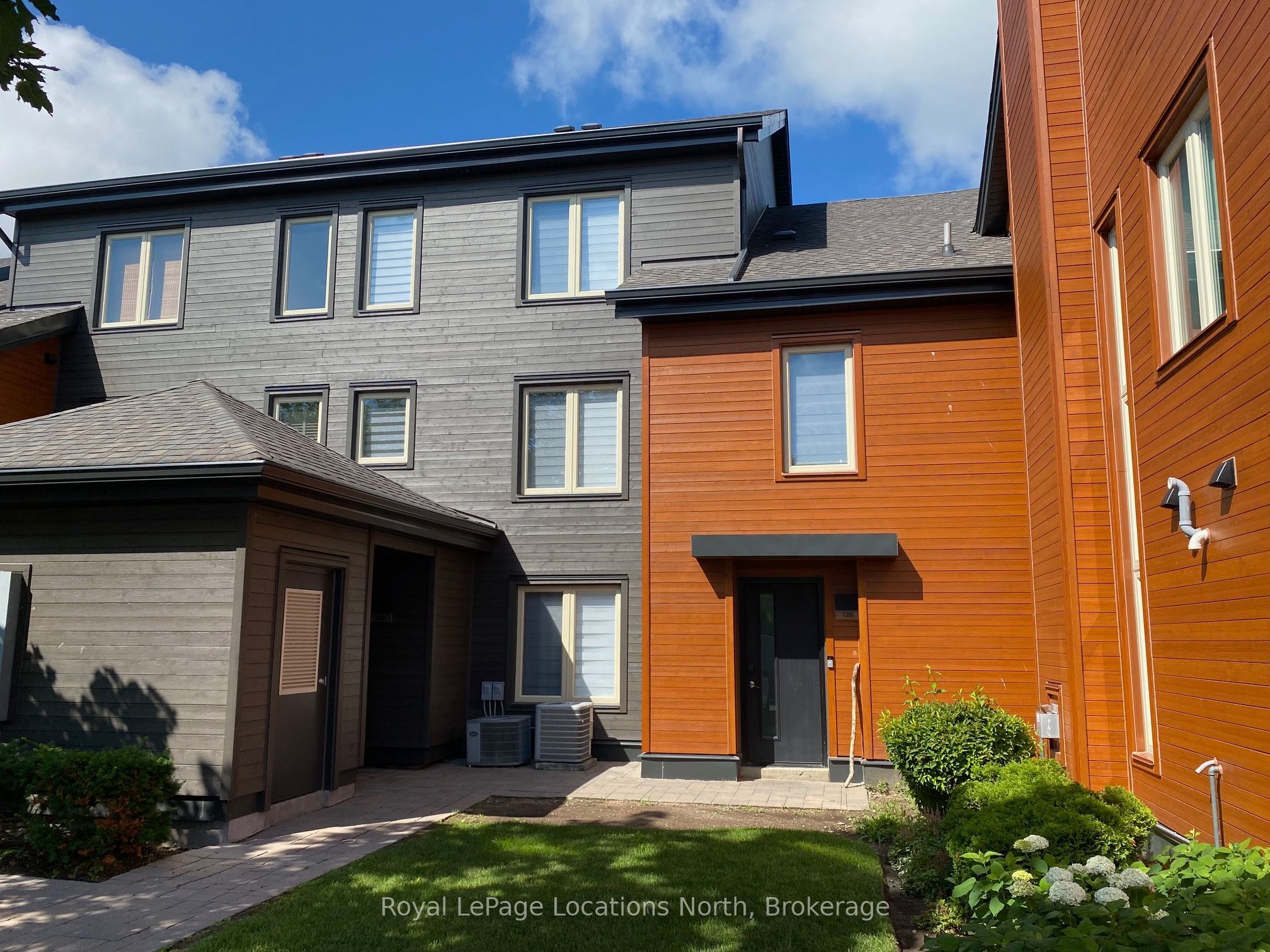 120 Fairway Court 220, Blue Mountains, ON L9Y 0P8 photo 5