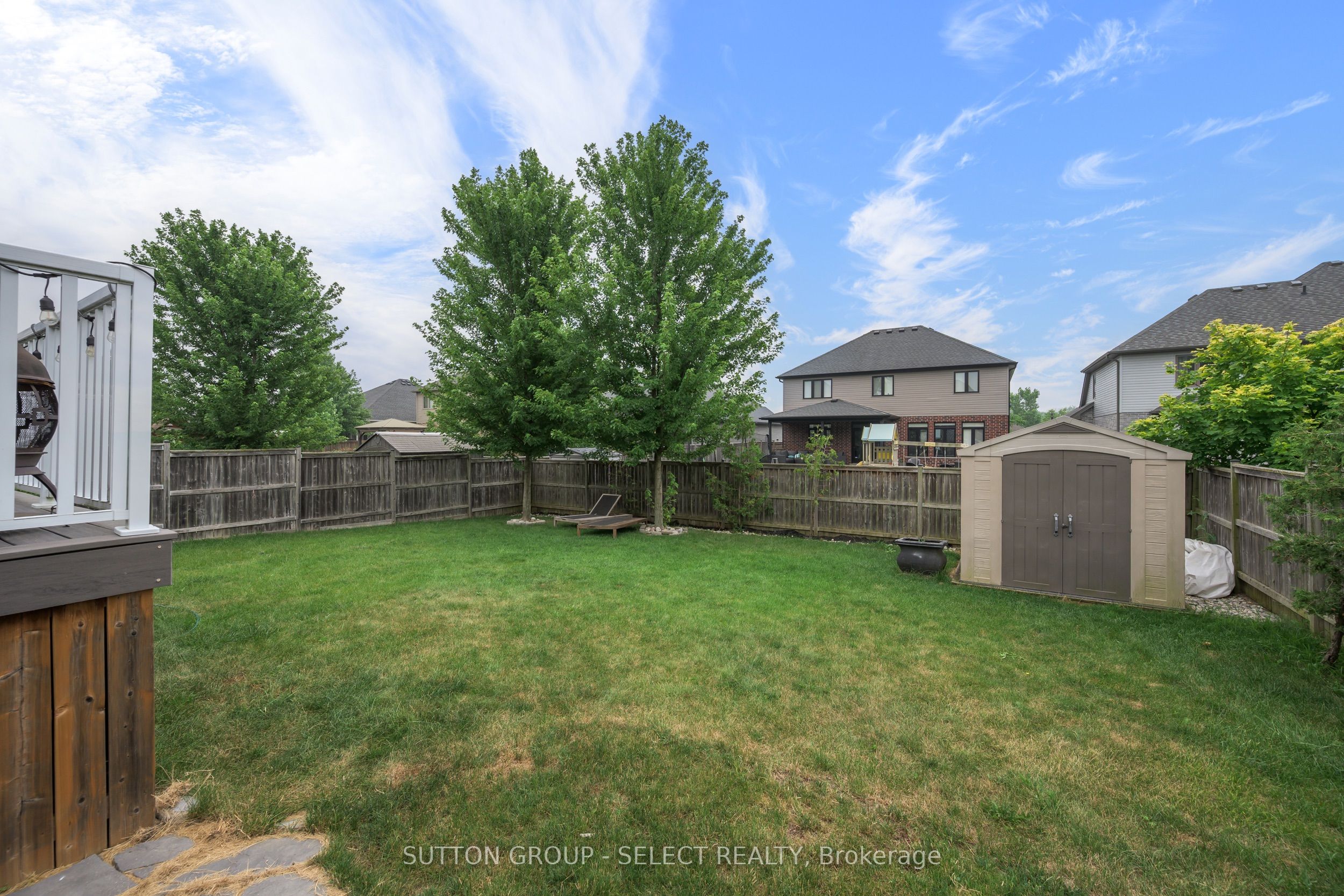 14 Mayapple Crescent, Middlesex Centre, ON N0M 2A0 photo 5