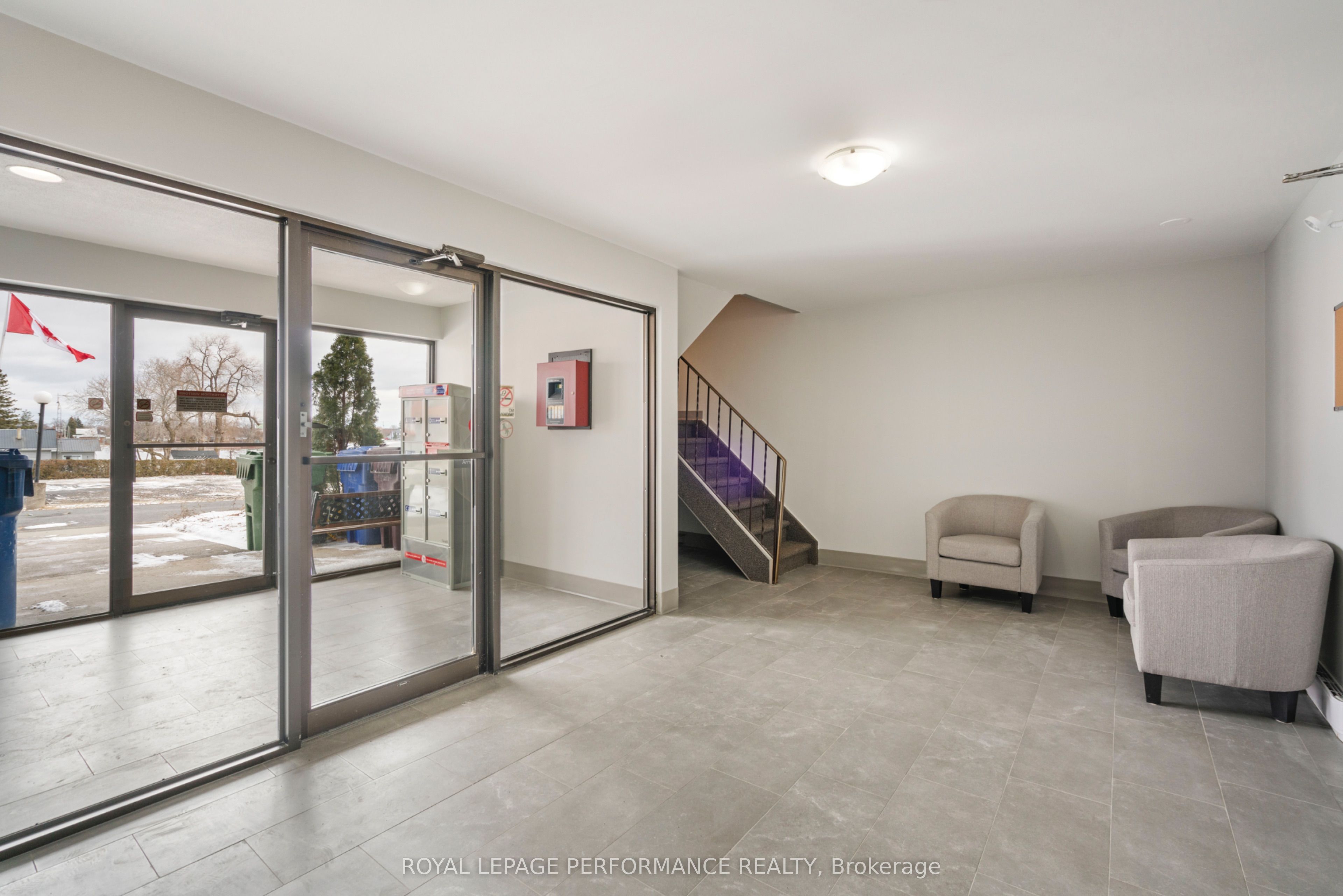 220 Kenyon Street W 209, North Glengarry, ON K0C 1A0 photo 2