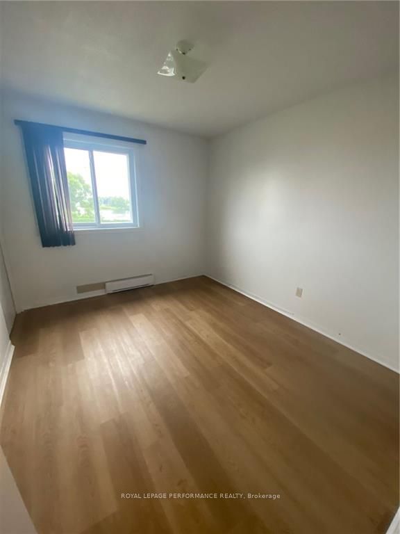 220 Kenyon Street W 209, North Glengarry, ON K0C 1A0 photo 3