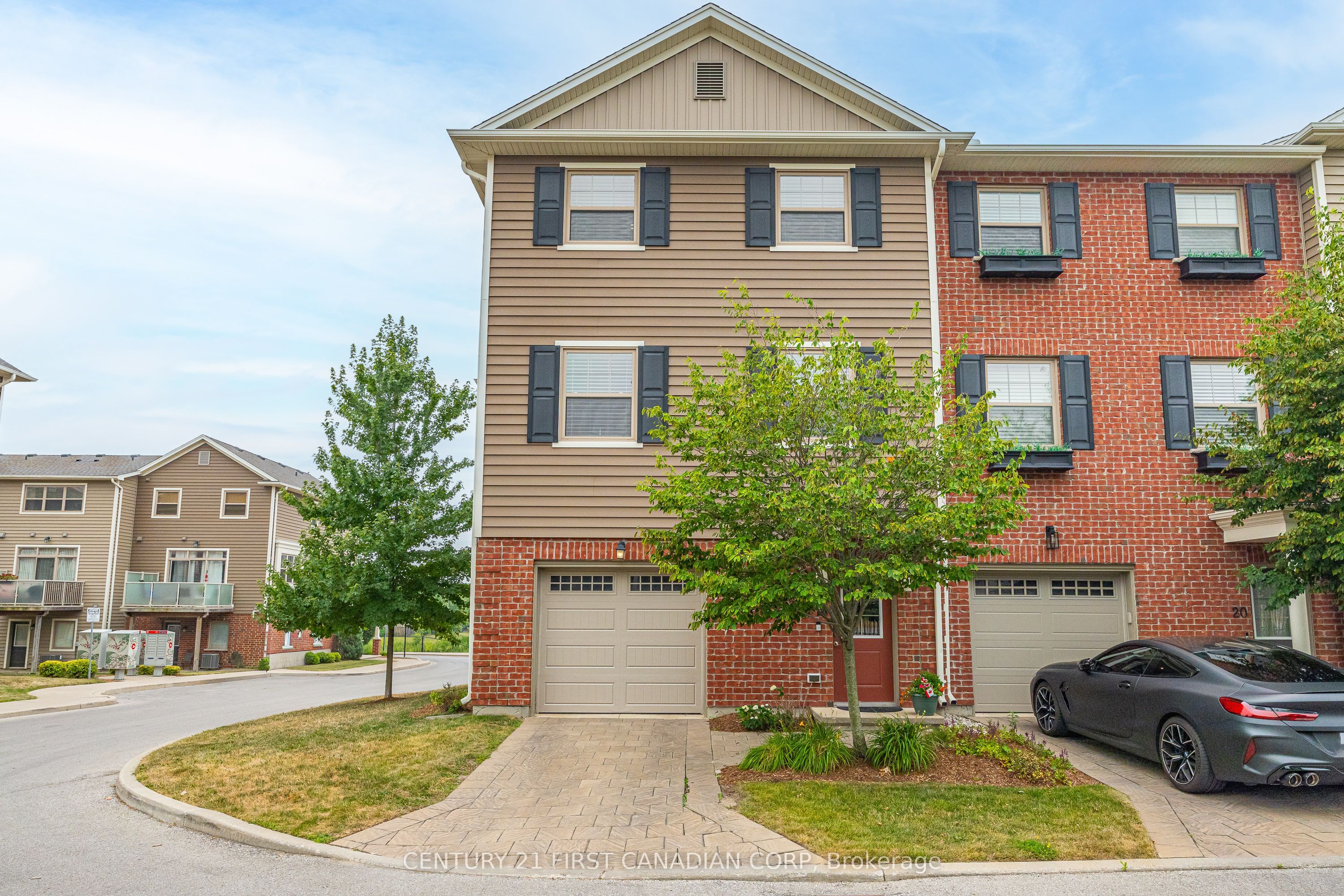 3025 Singleton Avenue 18, London South, ON N6L 0B8 photo 2