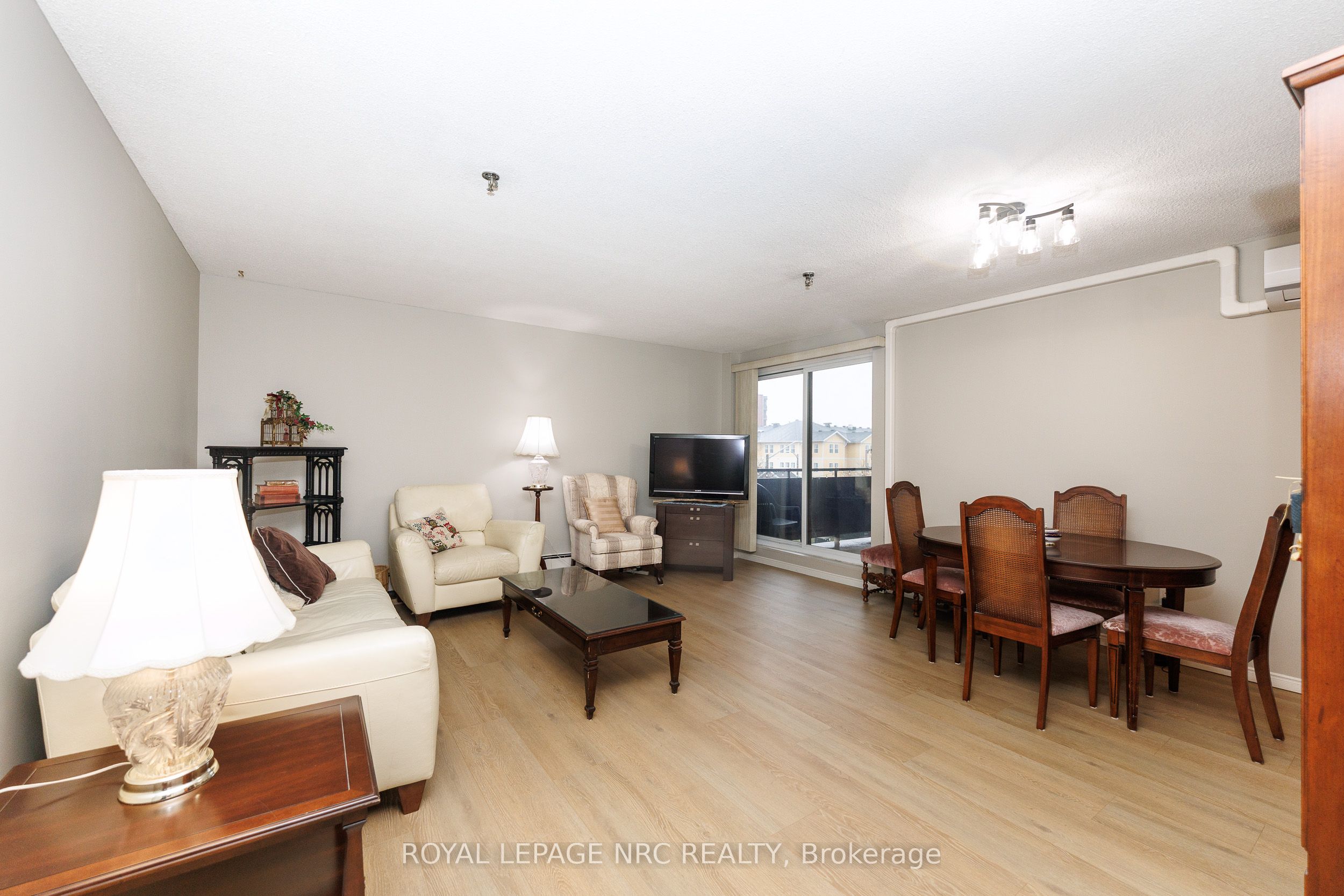 3955 PORTAGE Road 308, Niagara Falls, ON L2J 3W2 photo 2