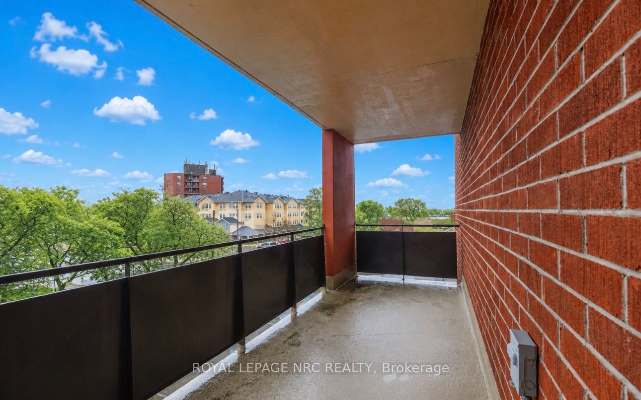 3955 PORTAGE Road 308, Niagara Falls, ON L2J 3W2 photo 3