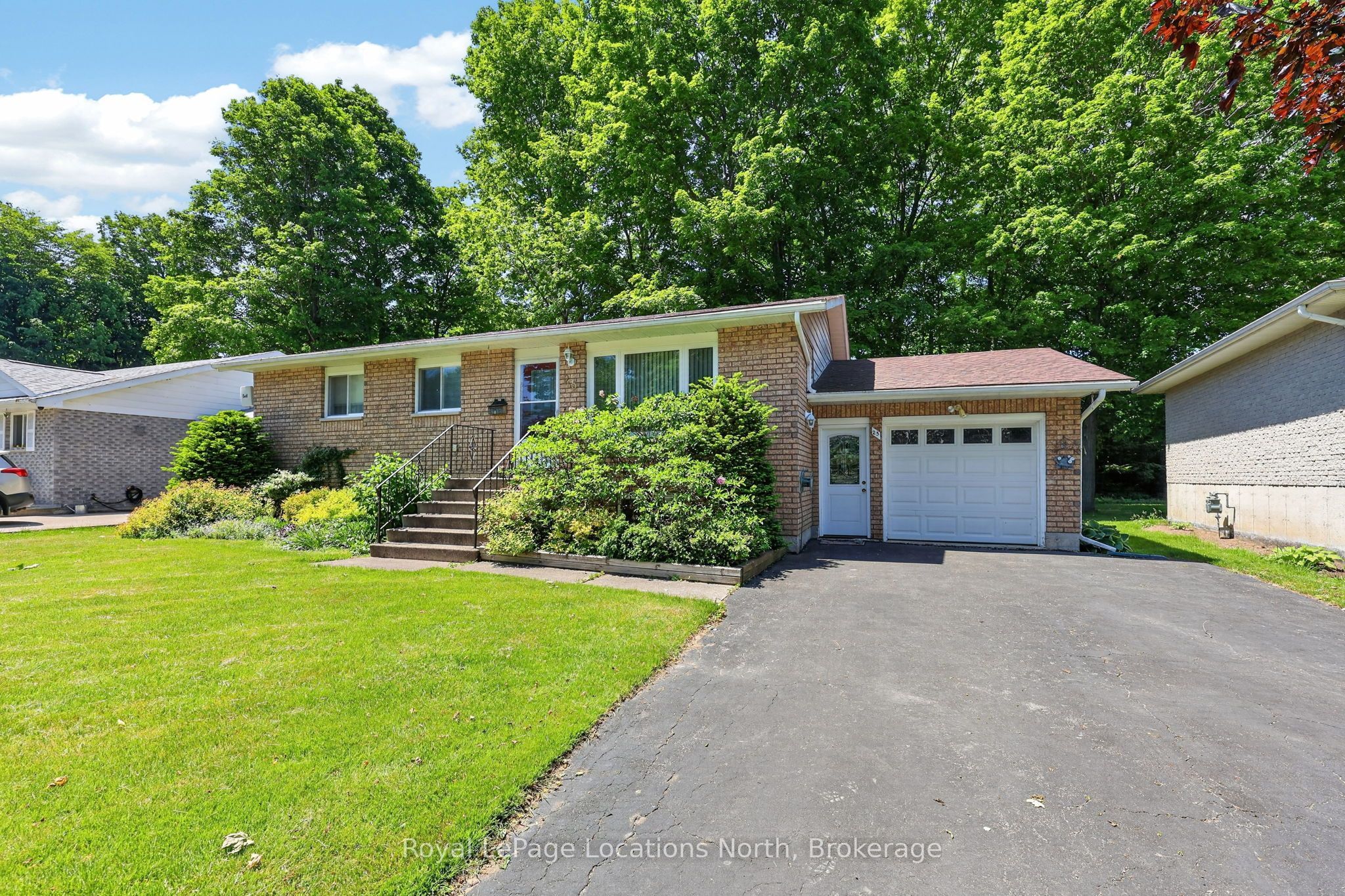 25 Pollard Drive, Meaford, ON N4L 1A7