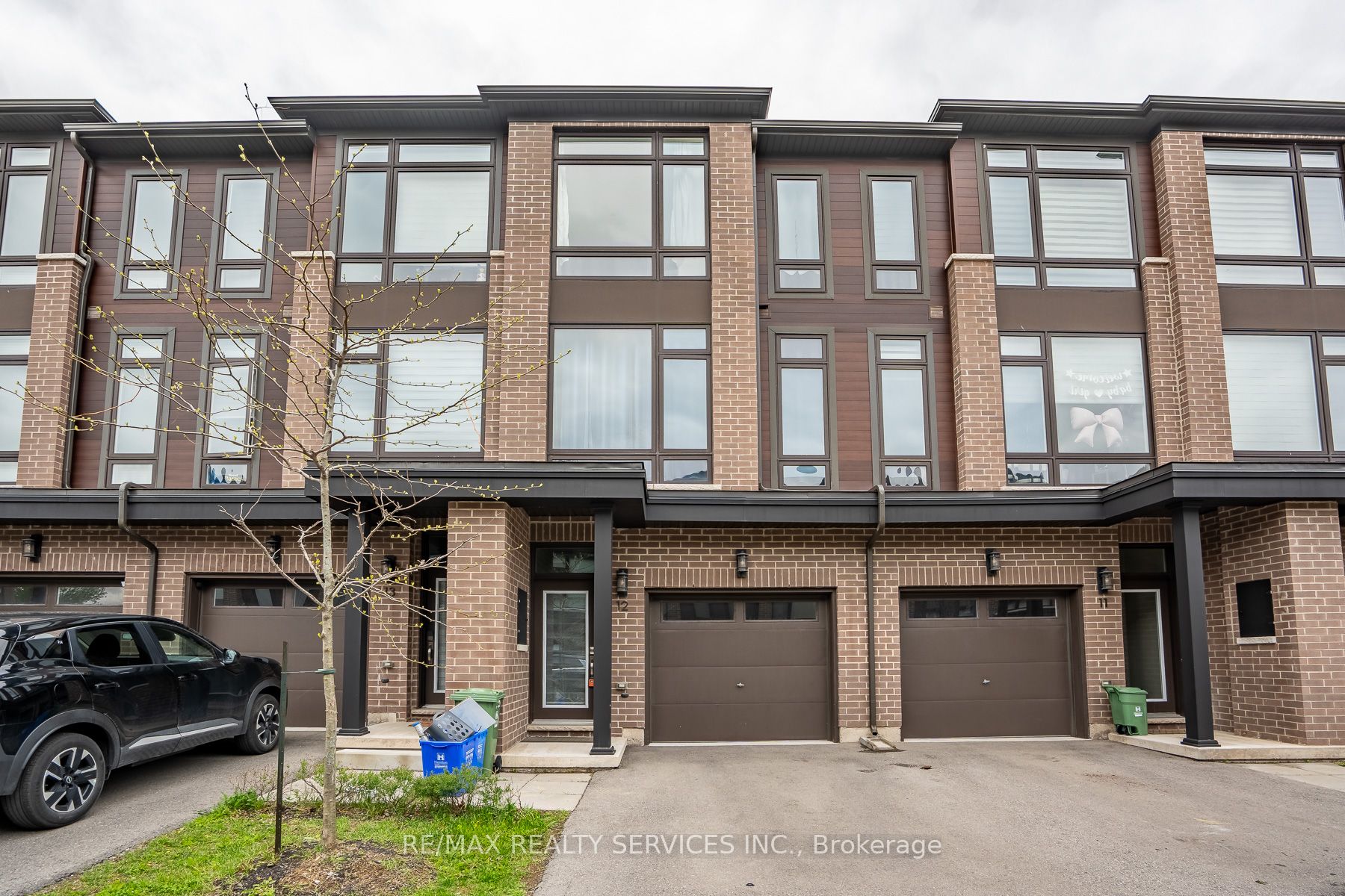 270 Melvin Avenue W 12, Hamilton, ON L8H 2K2 photo 2