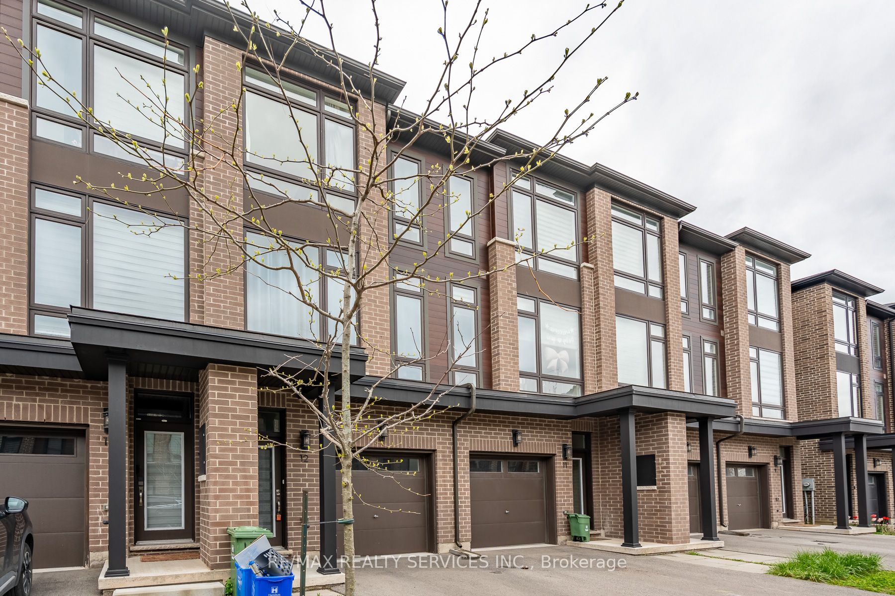 270 Melvin Avenue W 12, Hamilton, ON L8H 2K2 photo 4