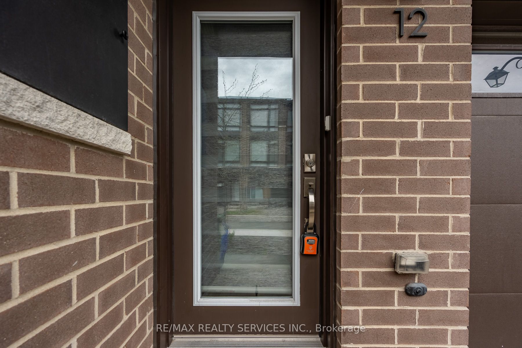 270 Melvin Avenue W 12, Hamilton, ON L8H 2K2 photo 5