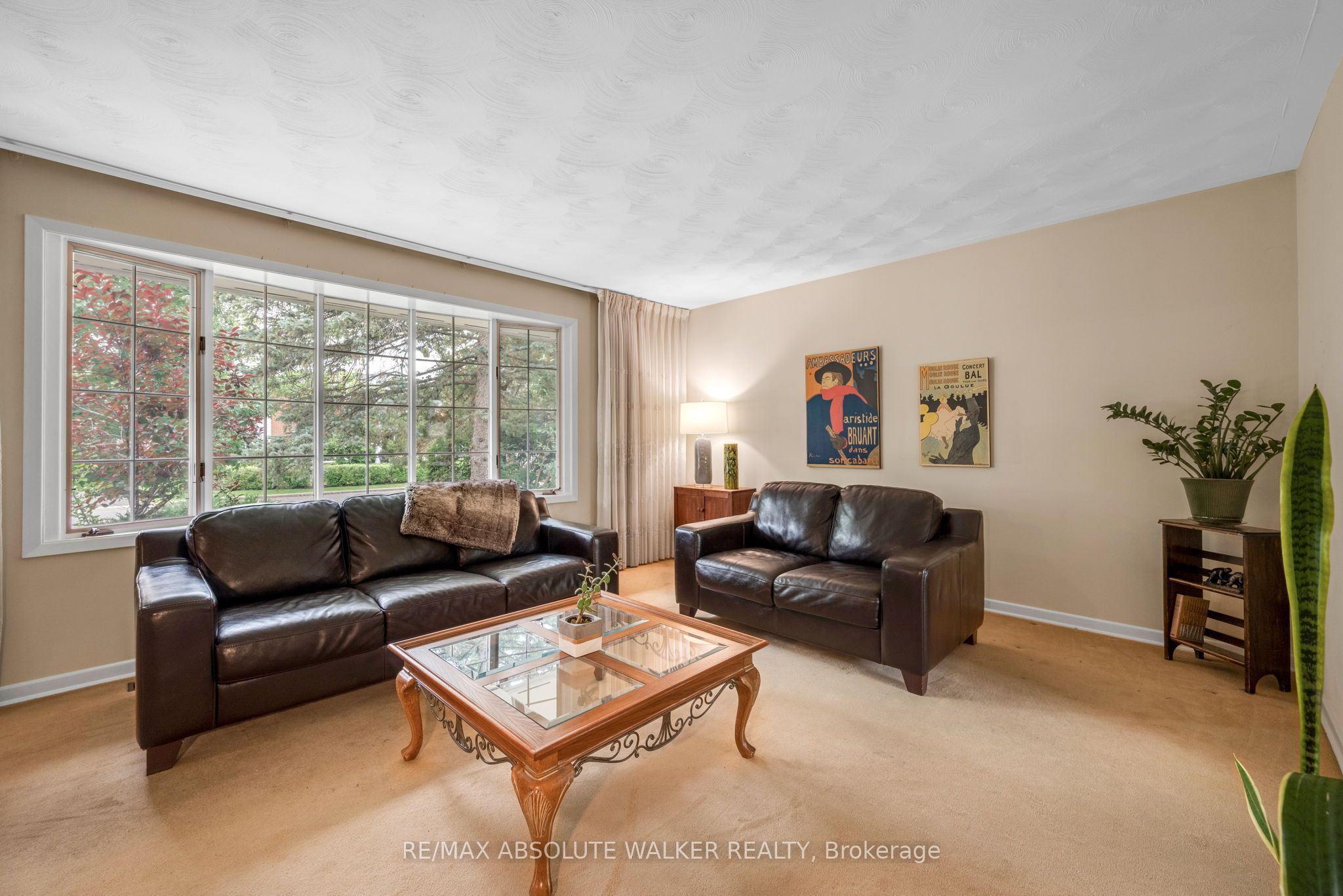1950 Fairmeadow Crescent, Alta Vista and Area, ON K1H 7B9 photo 5