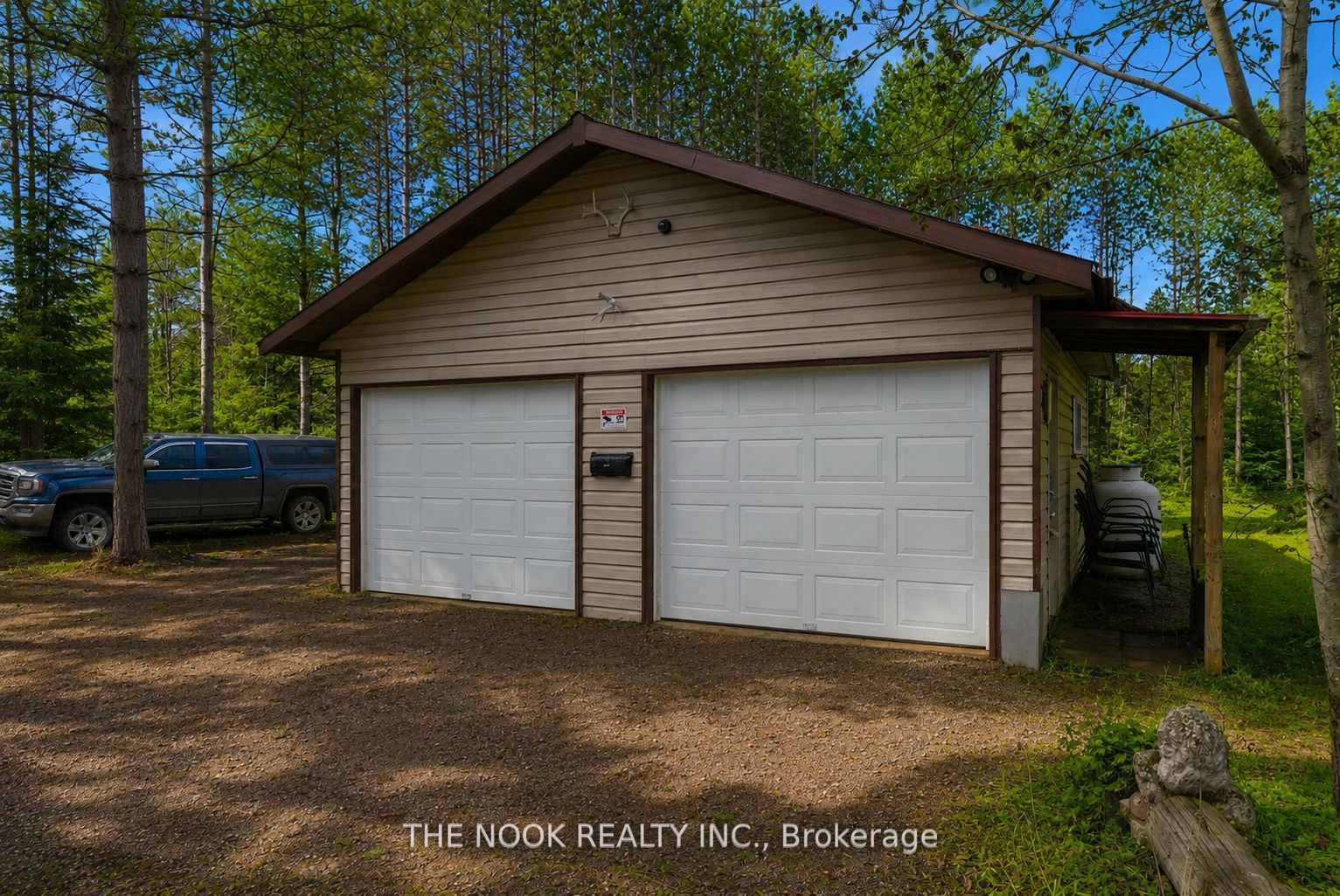 1055 Irondale Road, Minden Hills, ON K0M 2A1 photo 4