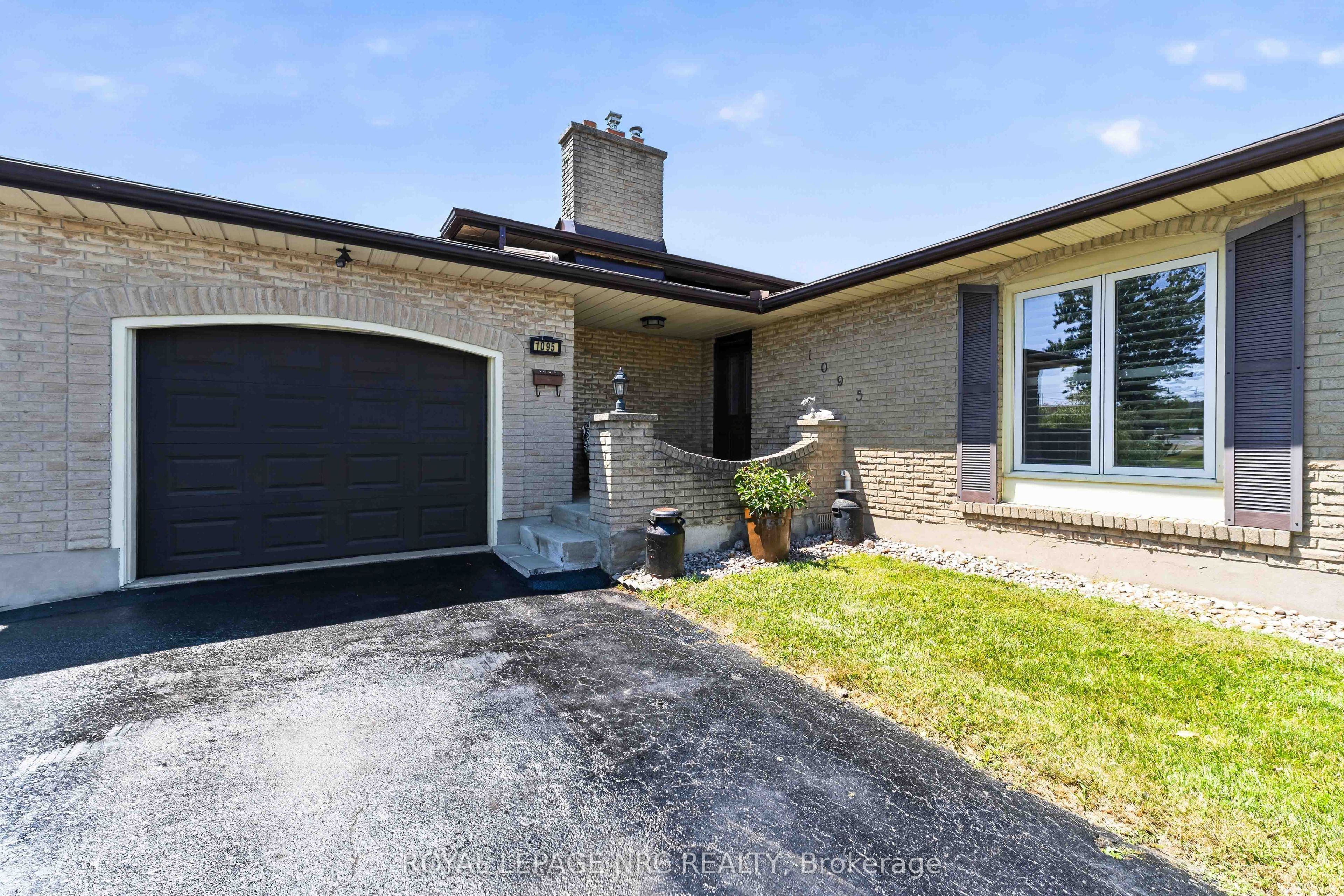 1095 Green Acres Drive, Fort Erie, ON L2A 5P2 photo 5