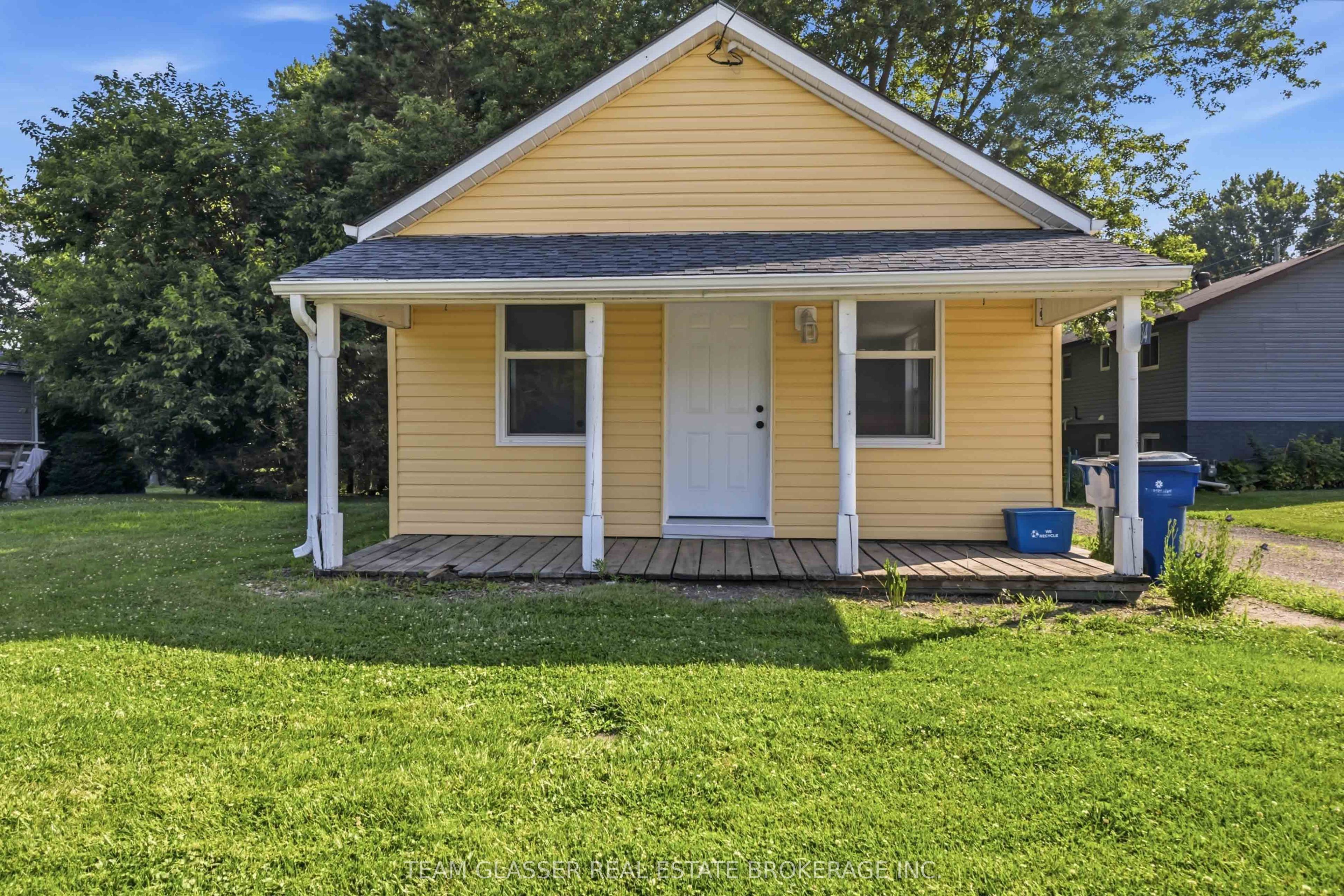 34 BROADWAY Street, Newbury, ON N0L 1Z0 photo 4