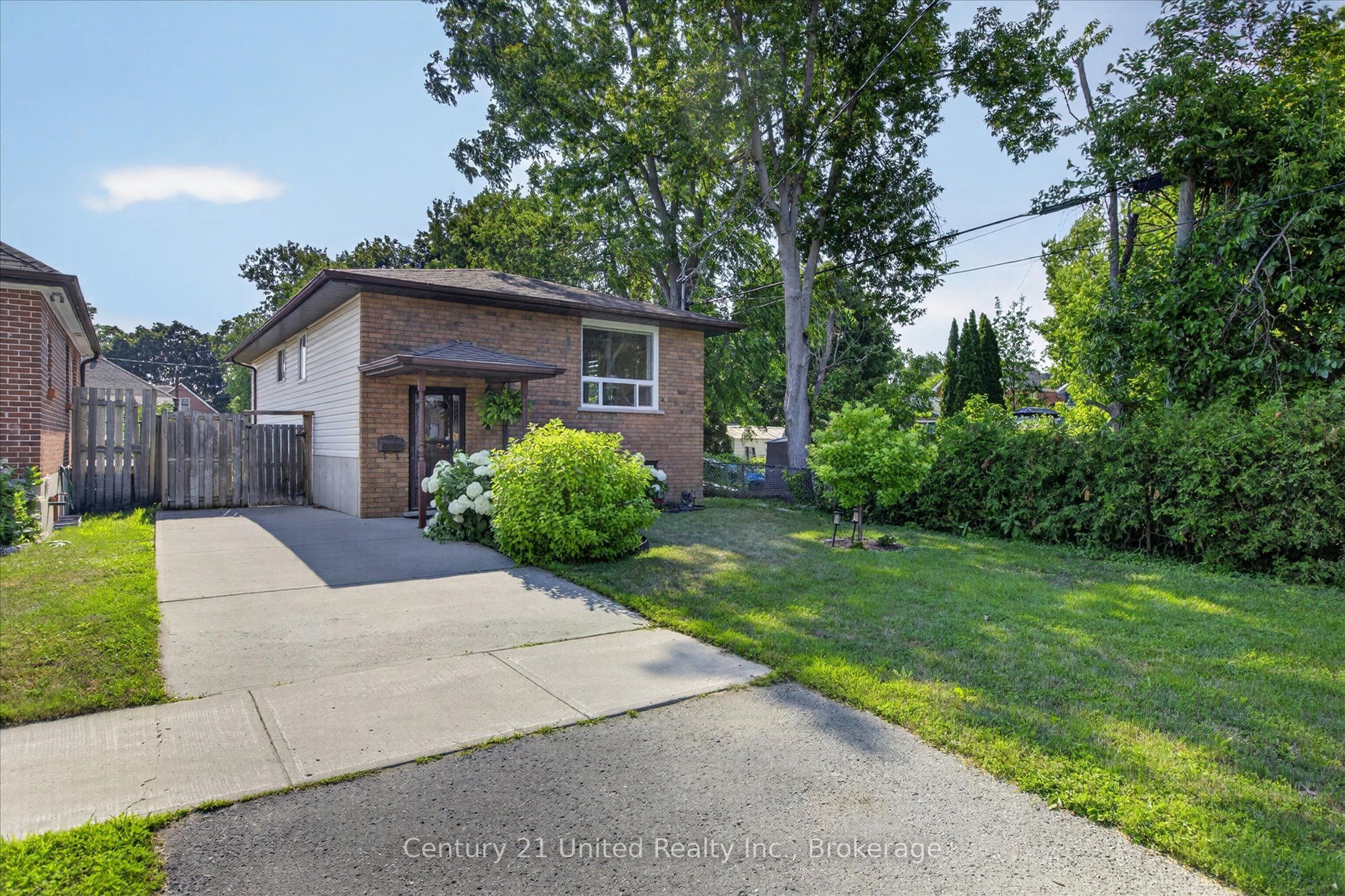 71 Pine Street, Peterborough, ON K9J 5A6 photo 4