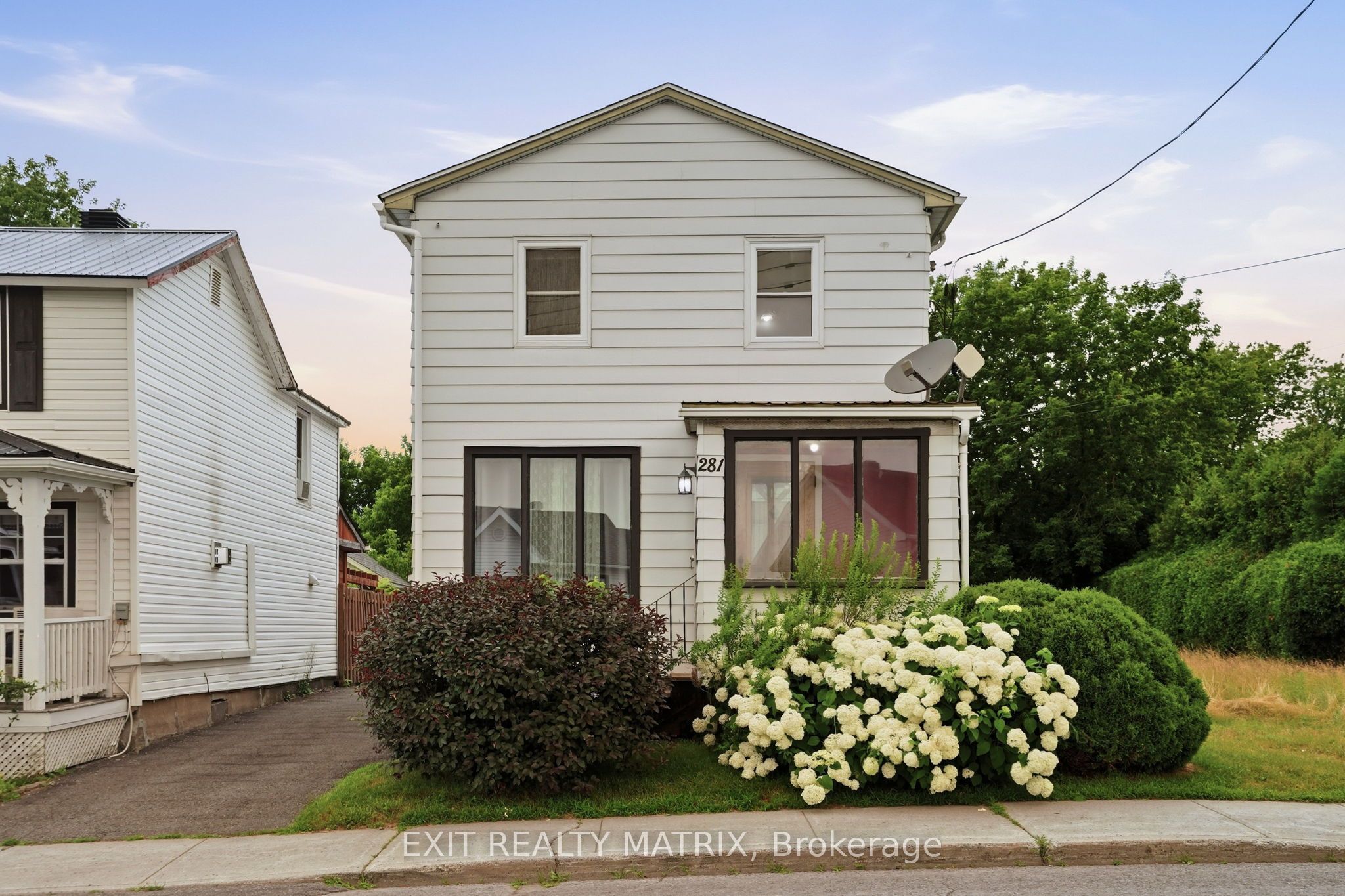 281 Higginson Street, Hawkesbury, ON K6A 1G8 photo 2
