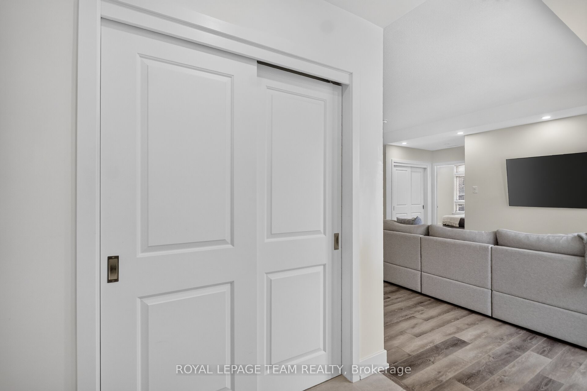 45 Overberg Way H, Kanata, ON K2S 2Y4 photo 4